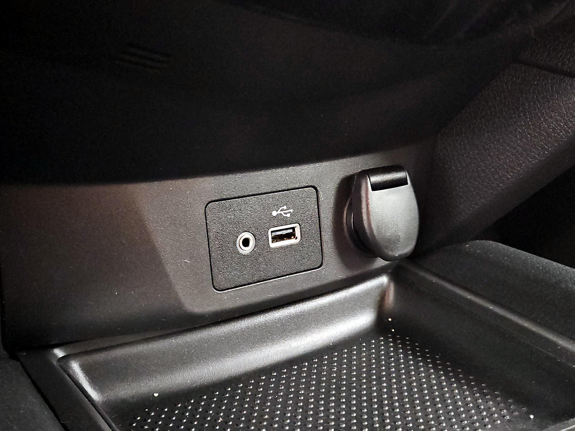 Thumbnail: 2018 Nissan Rogue - 19