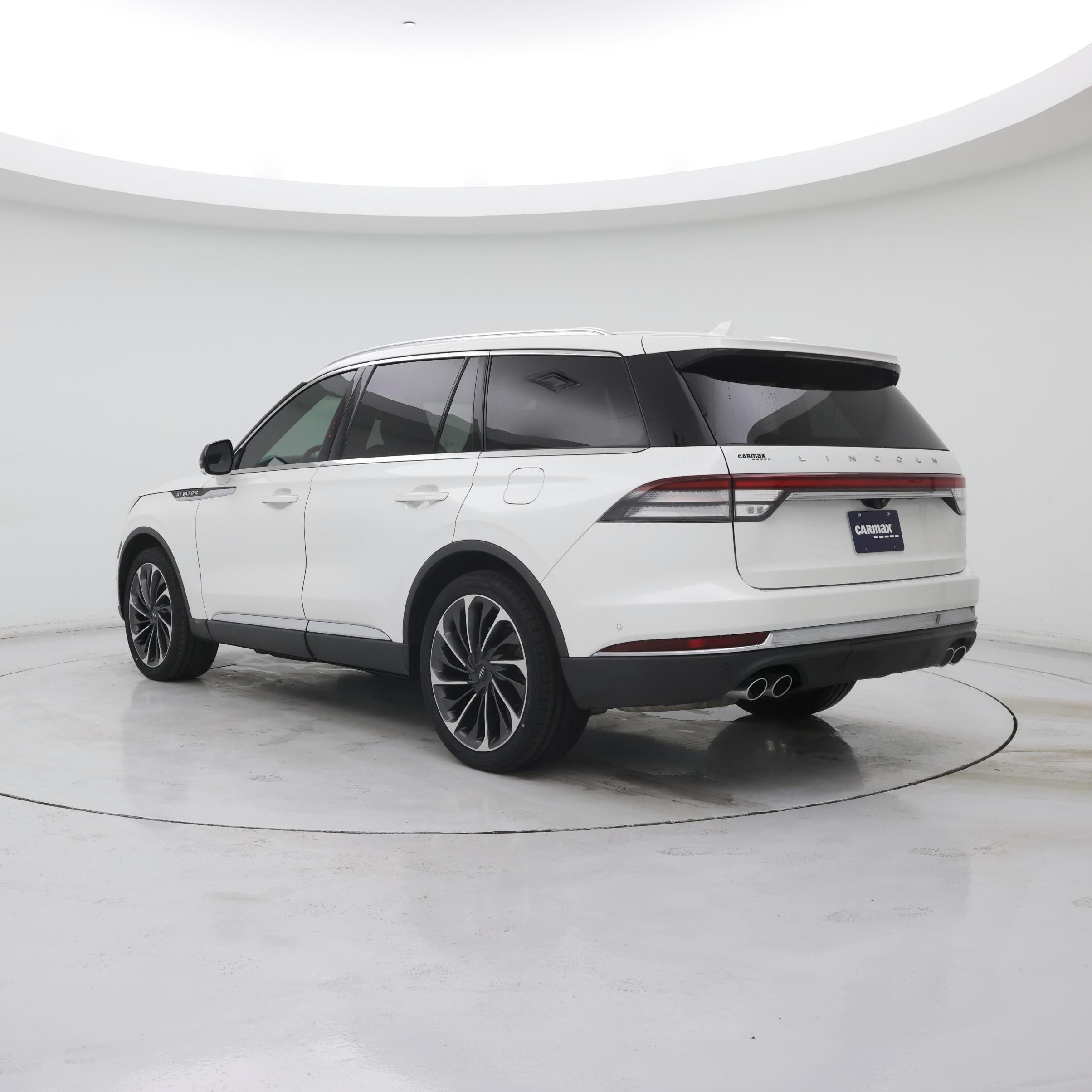 Thumbnail: 2020 Lincoln Aviator - 2