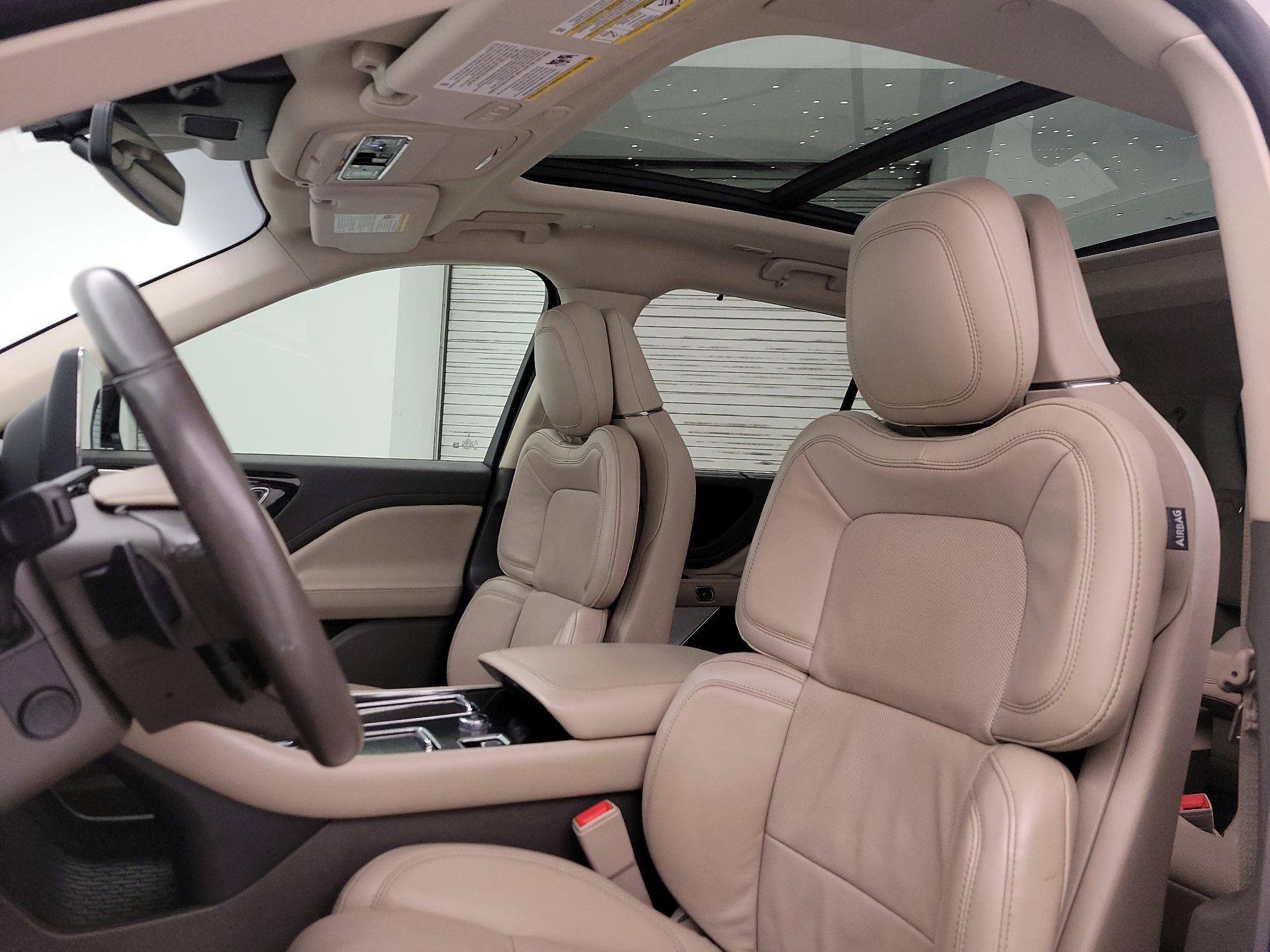 Thumbnail: 2020 Lincoln Aviator - 20