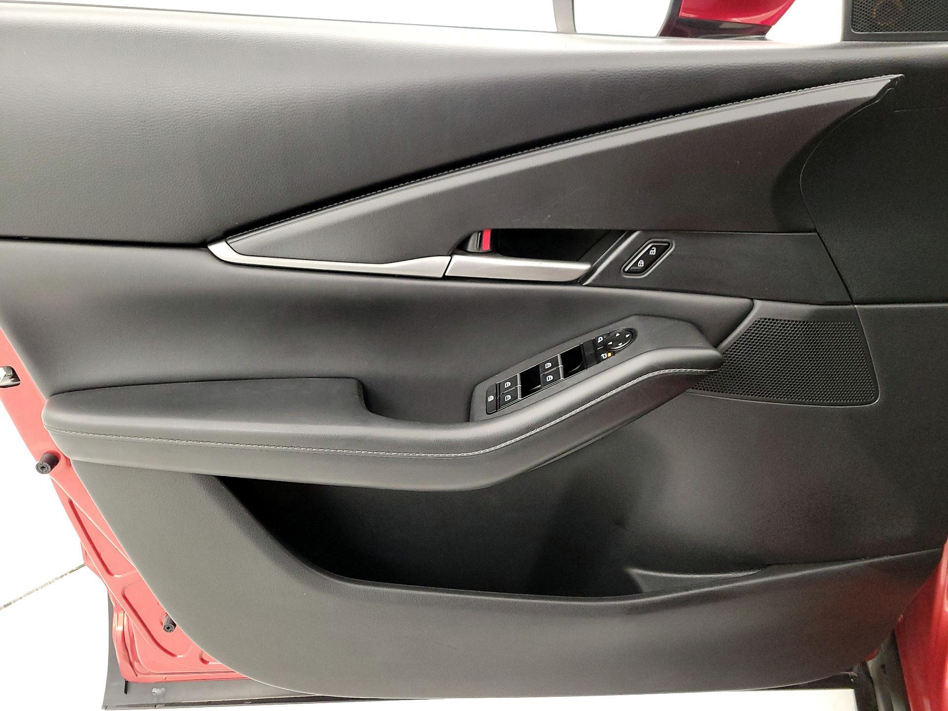 Thumbnail: 2022 Mazda CX-30 - 12