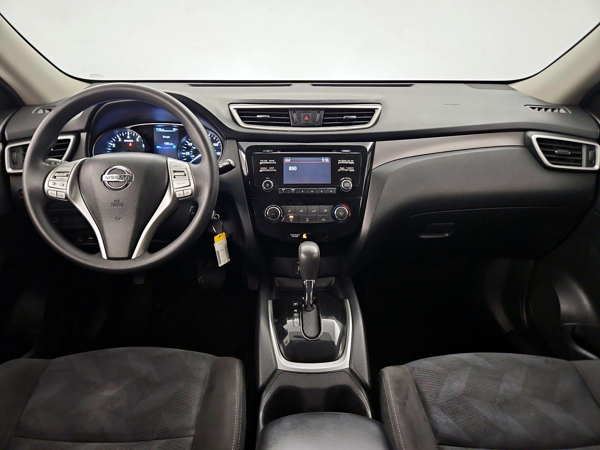 Thumbnail: 2015 Nissan Rogue - 9