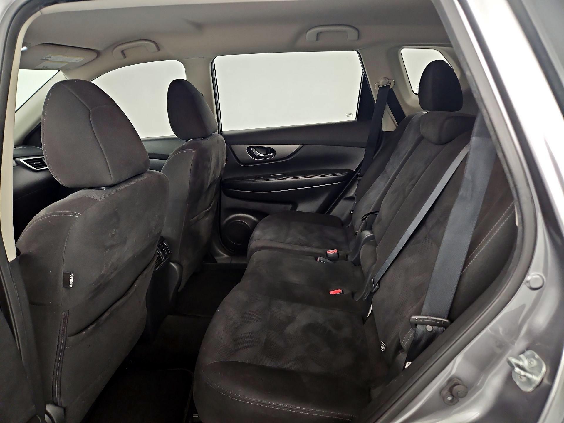 Thumbnail: 2015 Nissan Rogue - 19