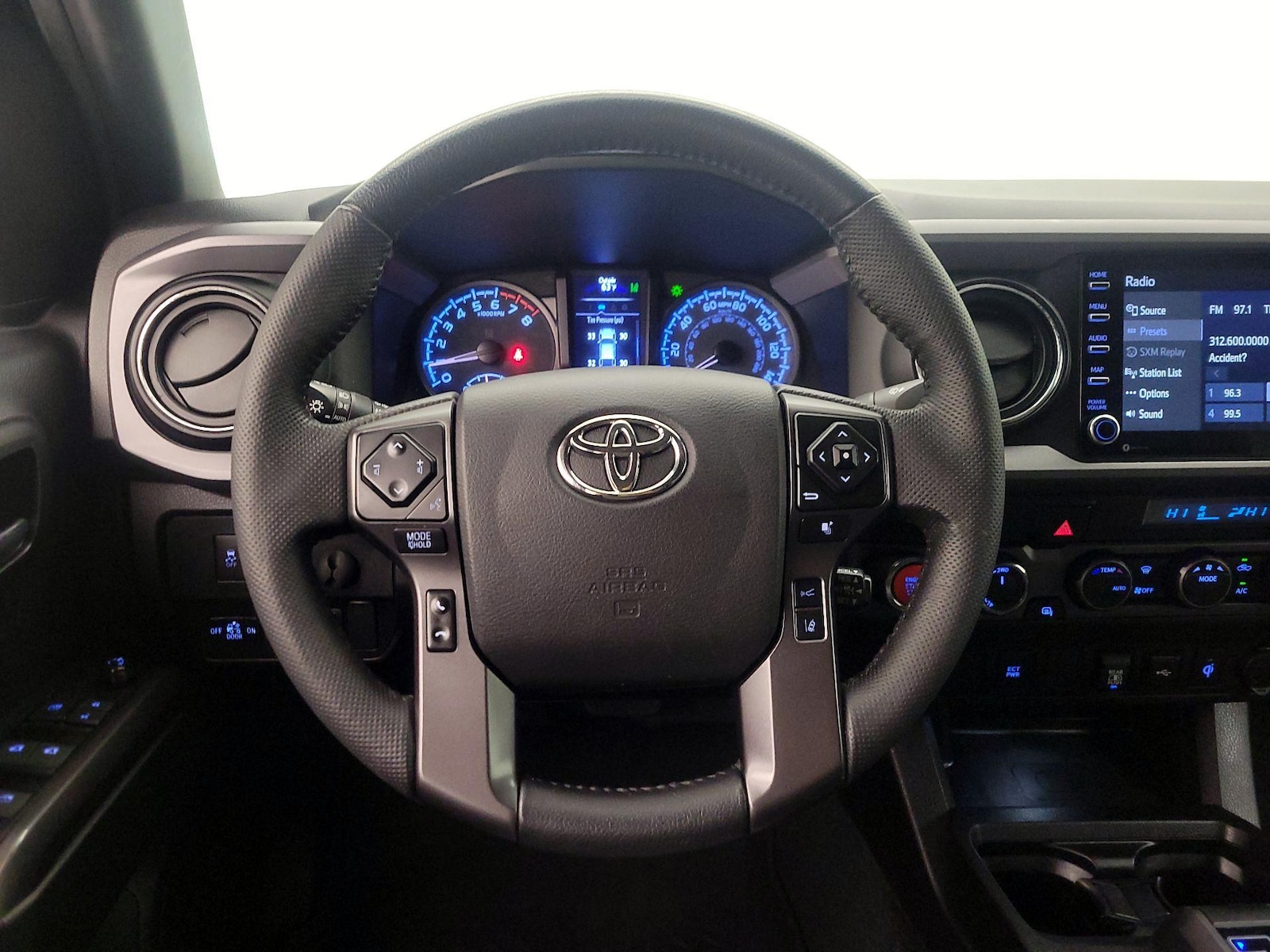 2023 Toyota Tacoma TRD Off Road - Photo 11