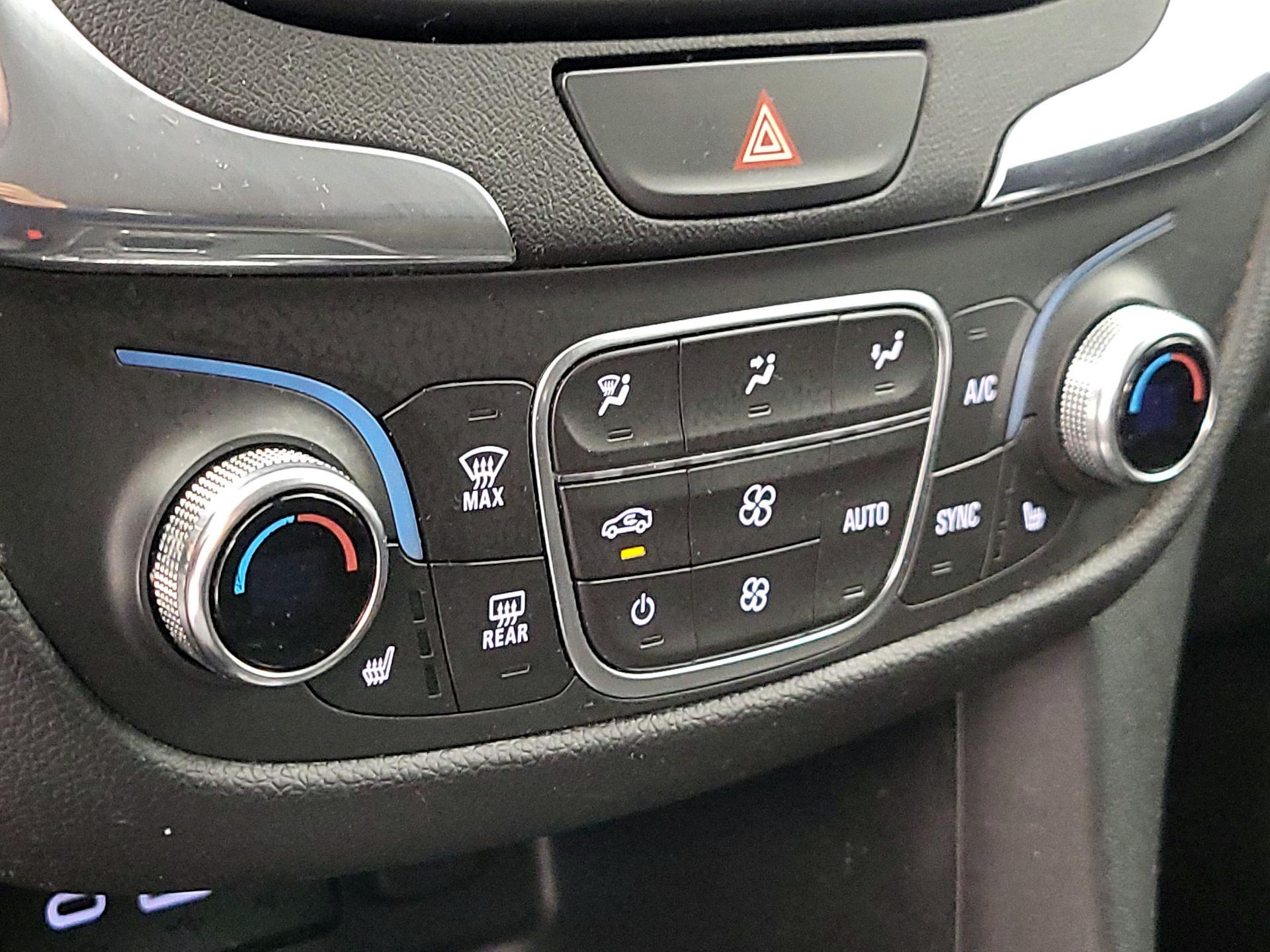 Thumbnail: 2020 Chevrolet Equinox - 16