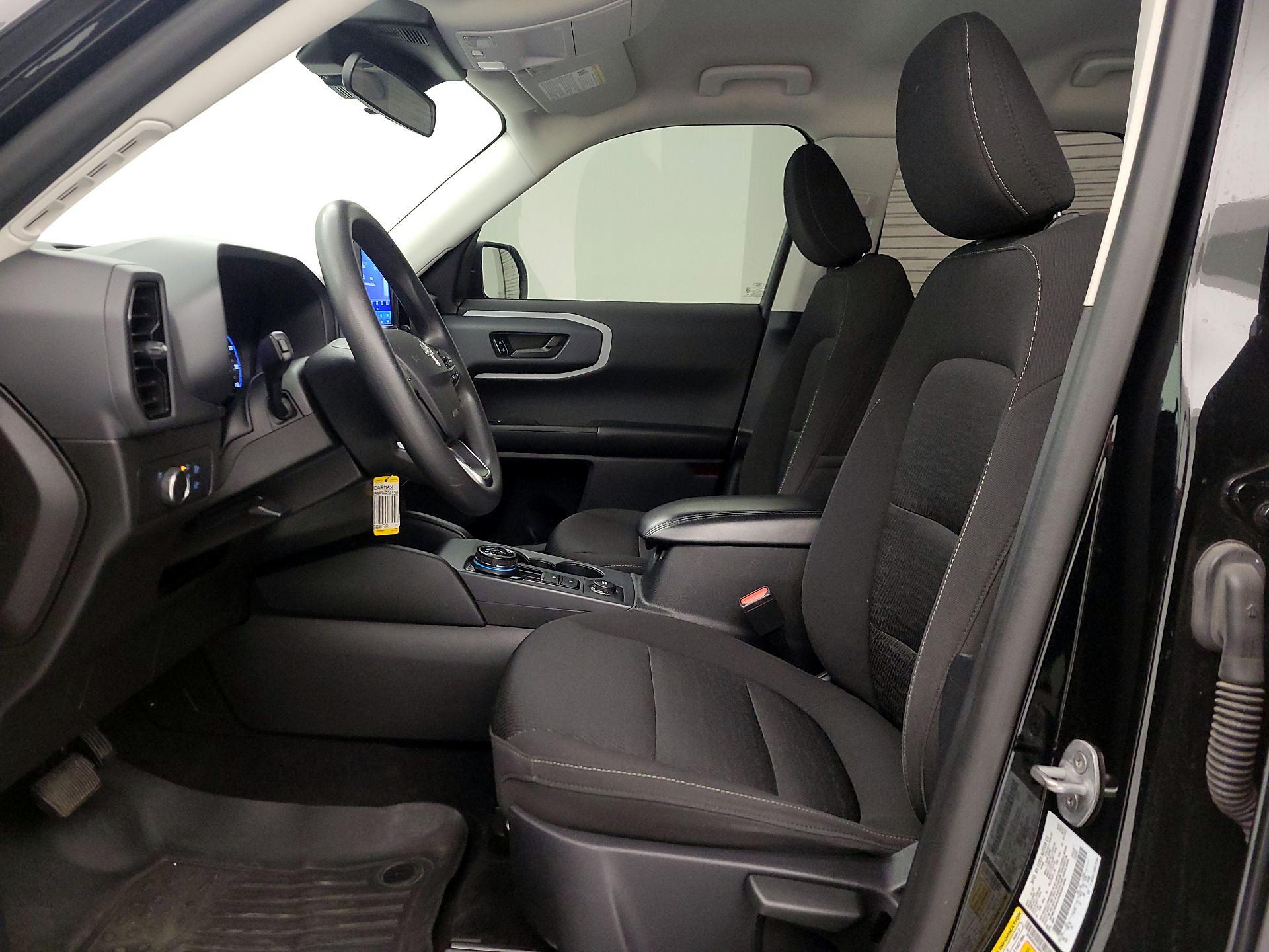 Thumbnail: 2022 Ford Bronco Sport - 11