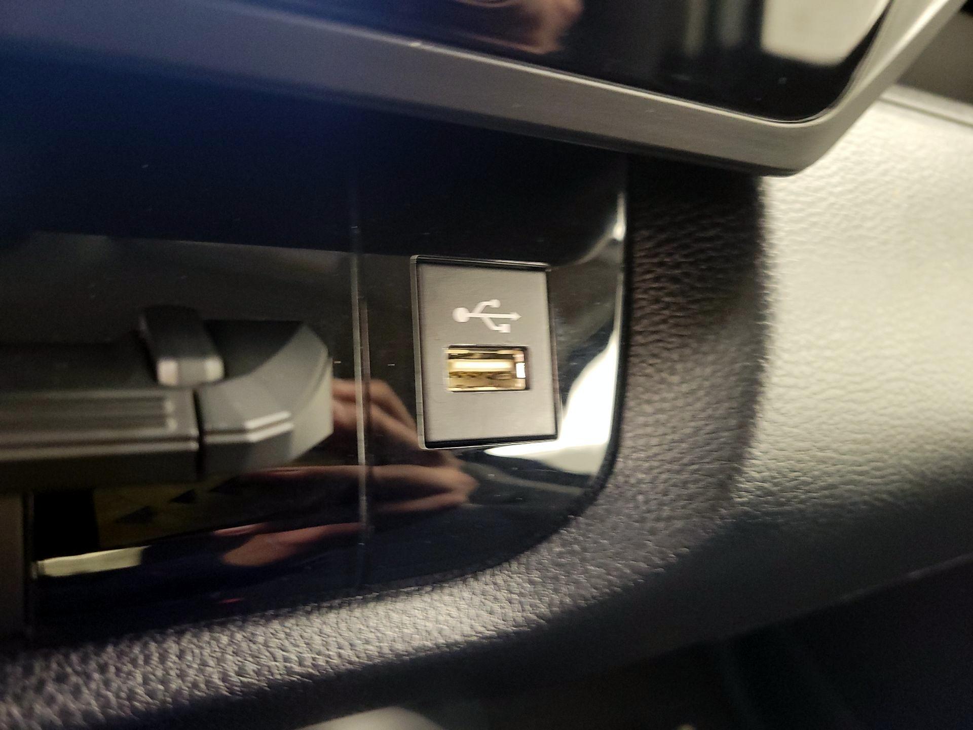 Thumbnail: 2024 Toyota Tundra - 19