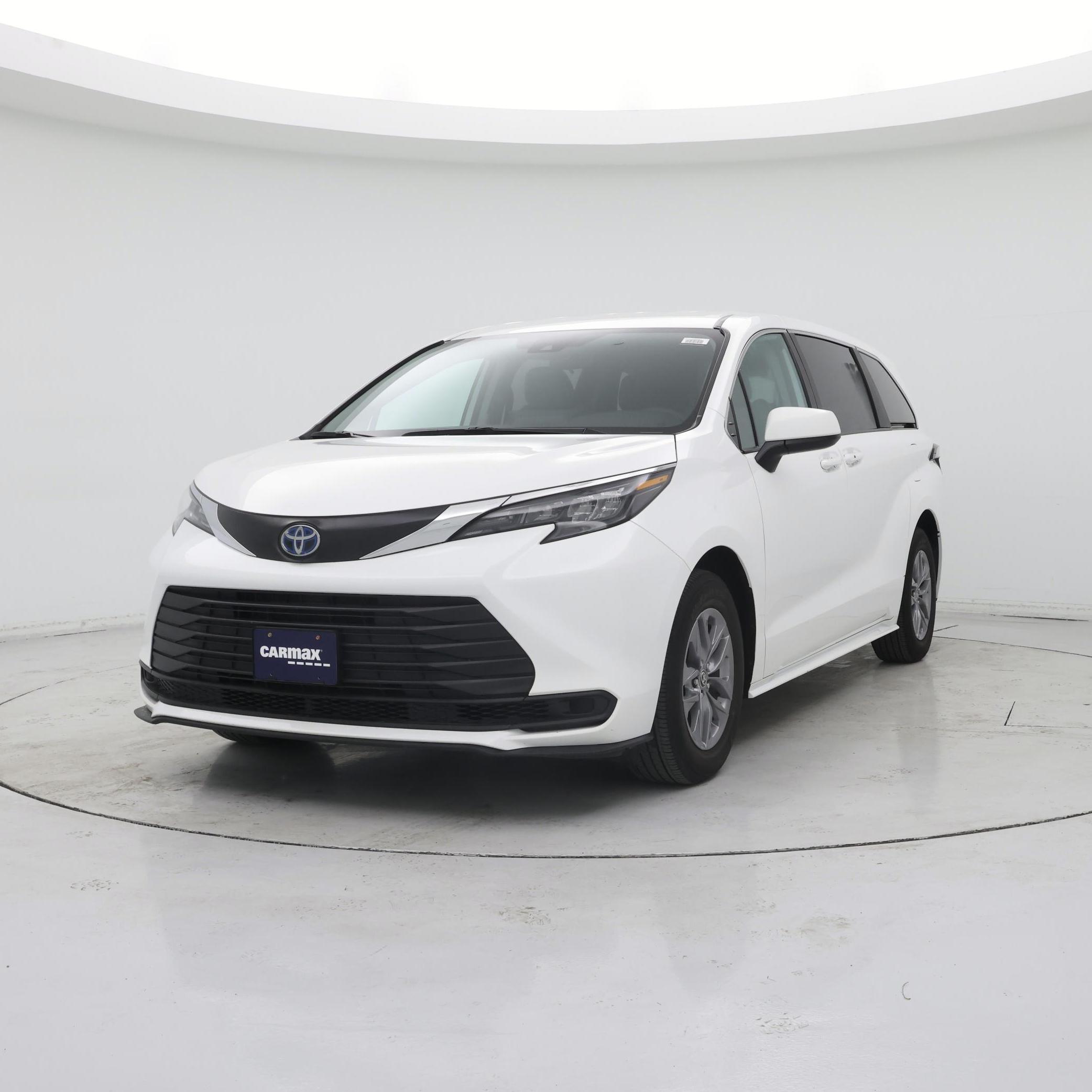 Thumbnail: 2024 Toyota Sienna - 4