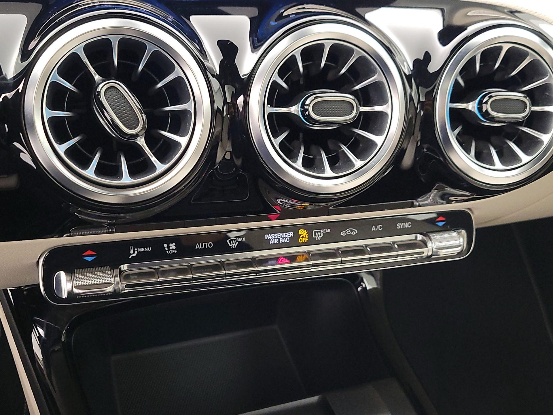 Thumbnail: 2022 Mercedes-Benz A-Class - 16