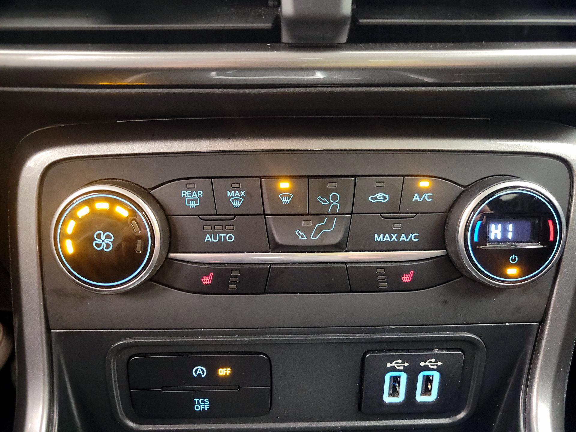 Thumbnail: 2021 Ford EcoSport - 17