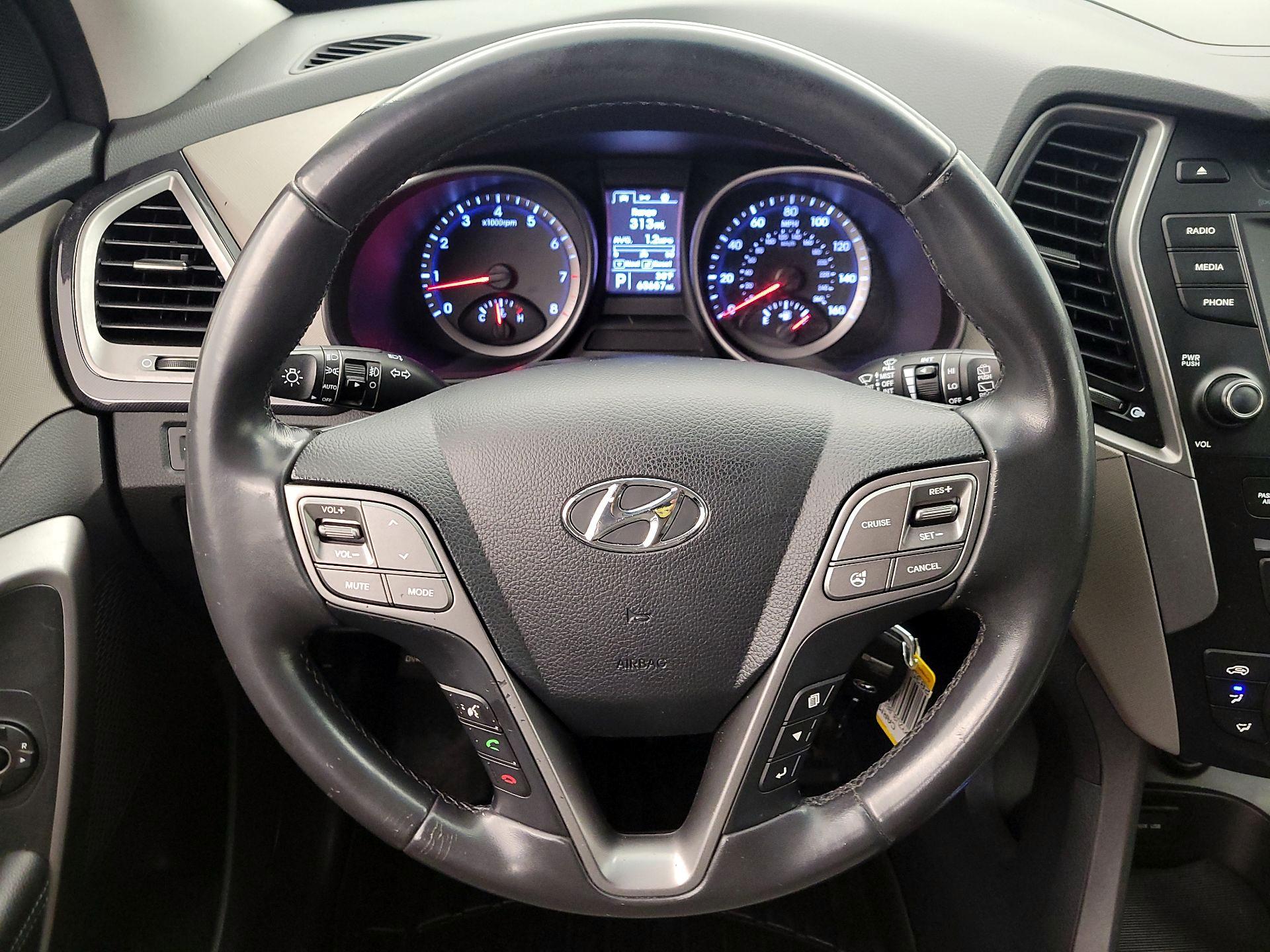 Thumbnail: 2014 Hyundai Santa Fe - 10