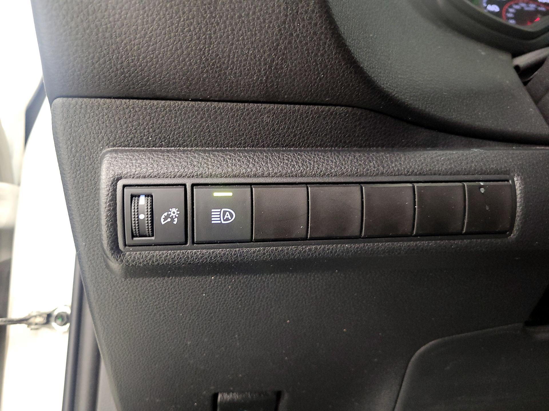 Thumbnail: 2020 Toyota Corolla - 13