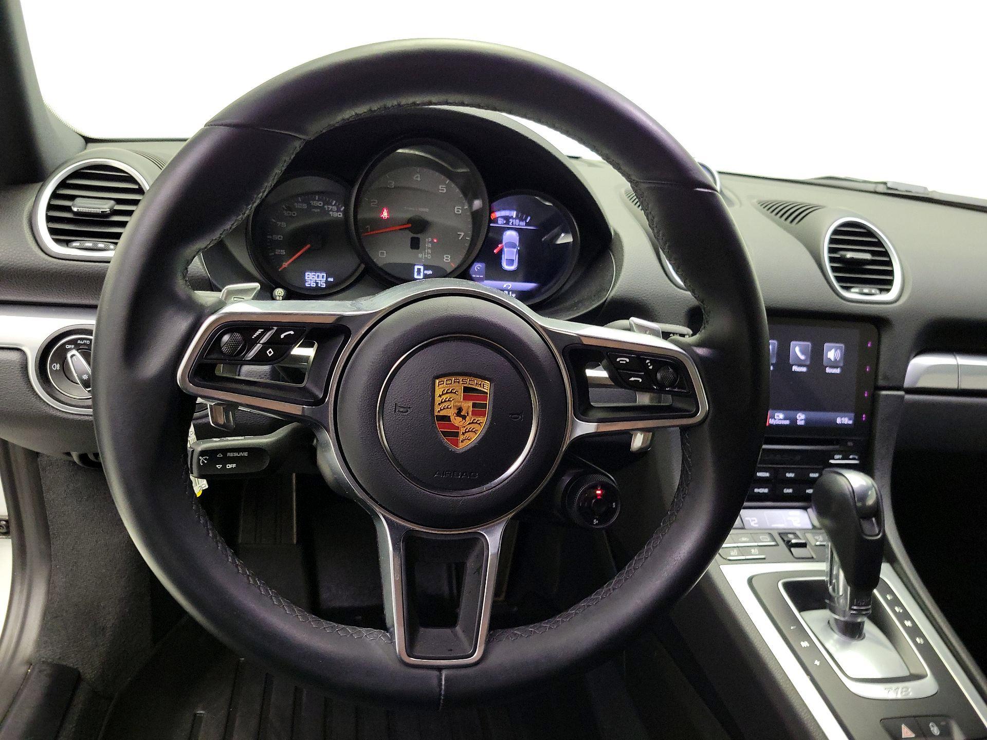 Thumbnail: 2018 Porsche 718 Cayman - 10