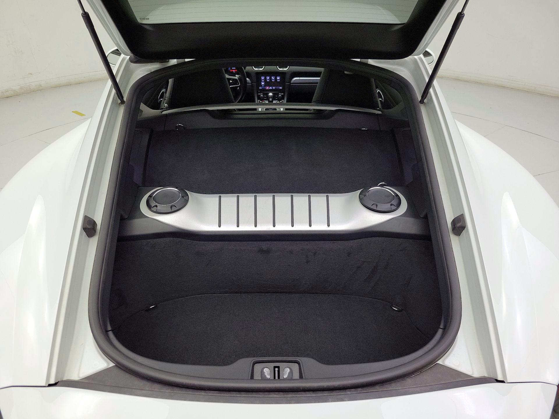 Thumbnail: 2018 Porsche 718 Cayman - 20