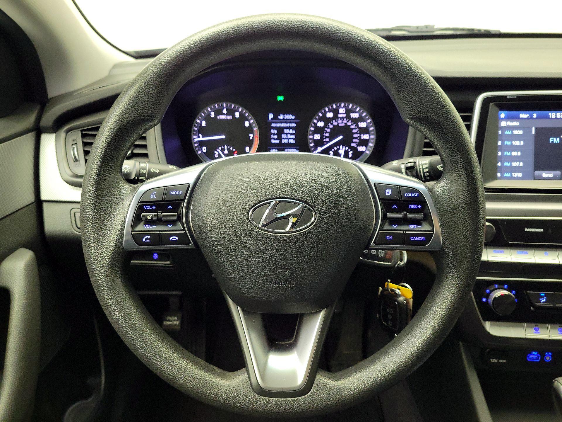 Thumbnail: 2018 Hyundai Sonata - 10