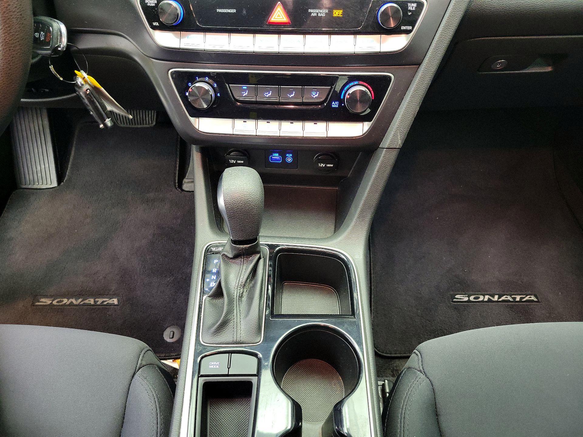 Thumbnail: 2018 Hyundai Sonata - 17
