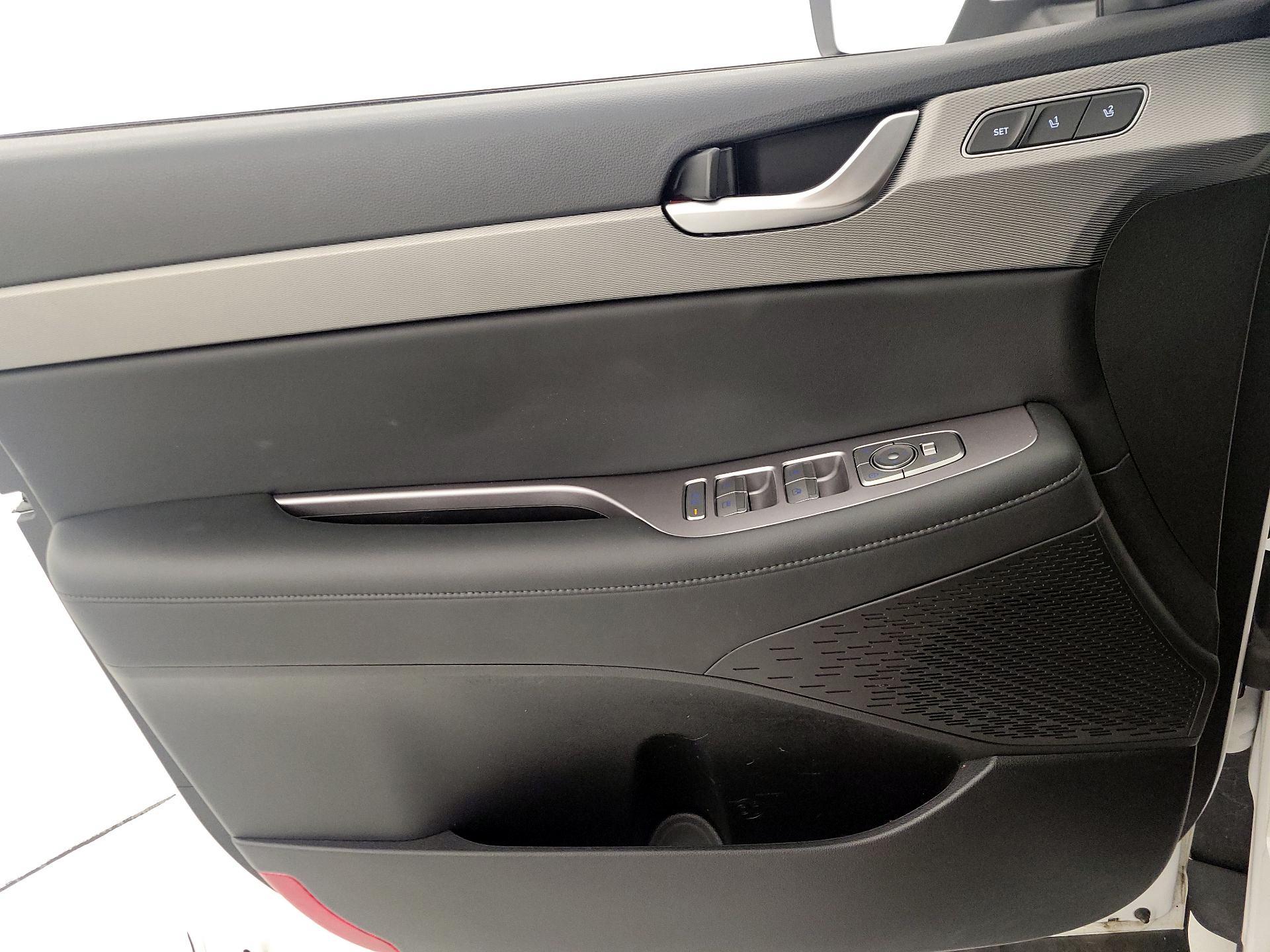 Thumbnail: 2021 Hyundai Palisade - 12