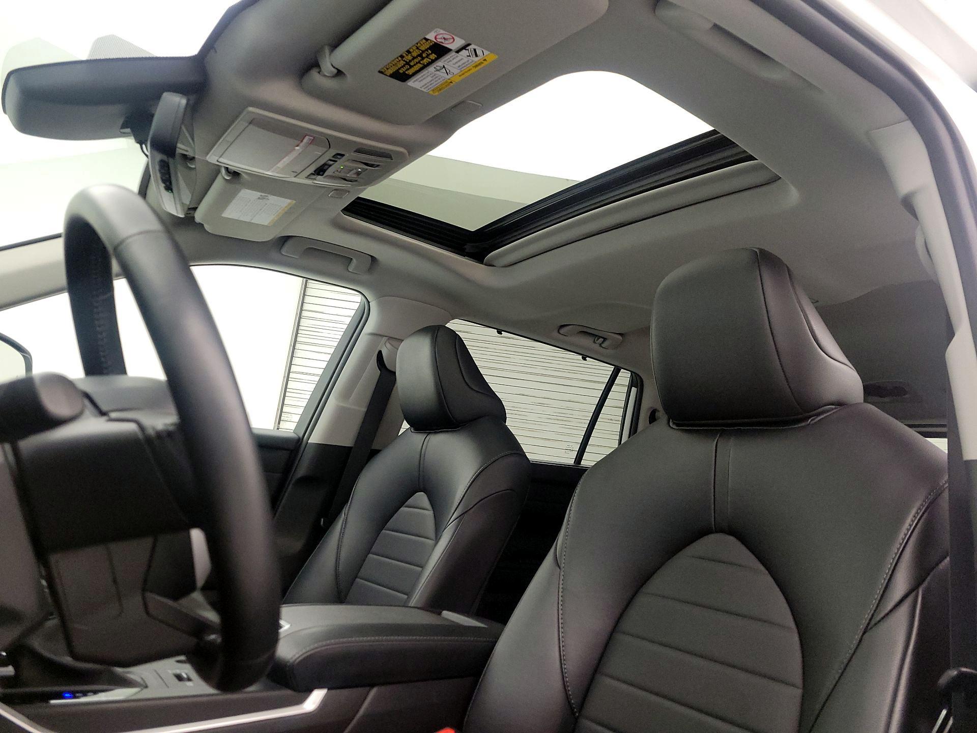 Thumbnail: 2023 Toyota Highlander - 19