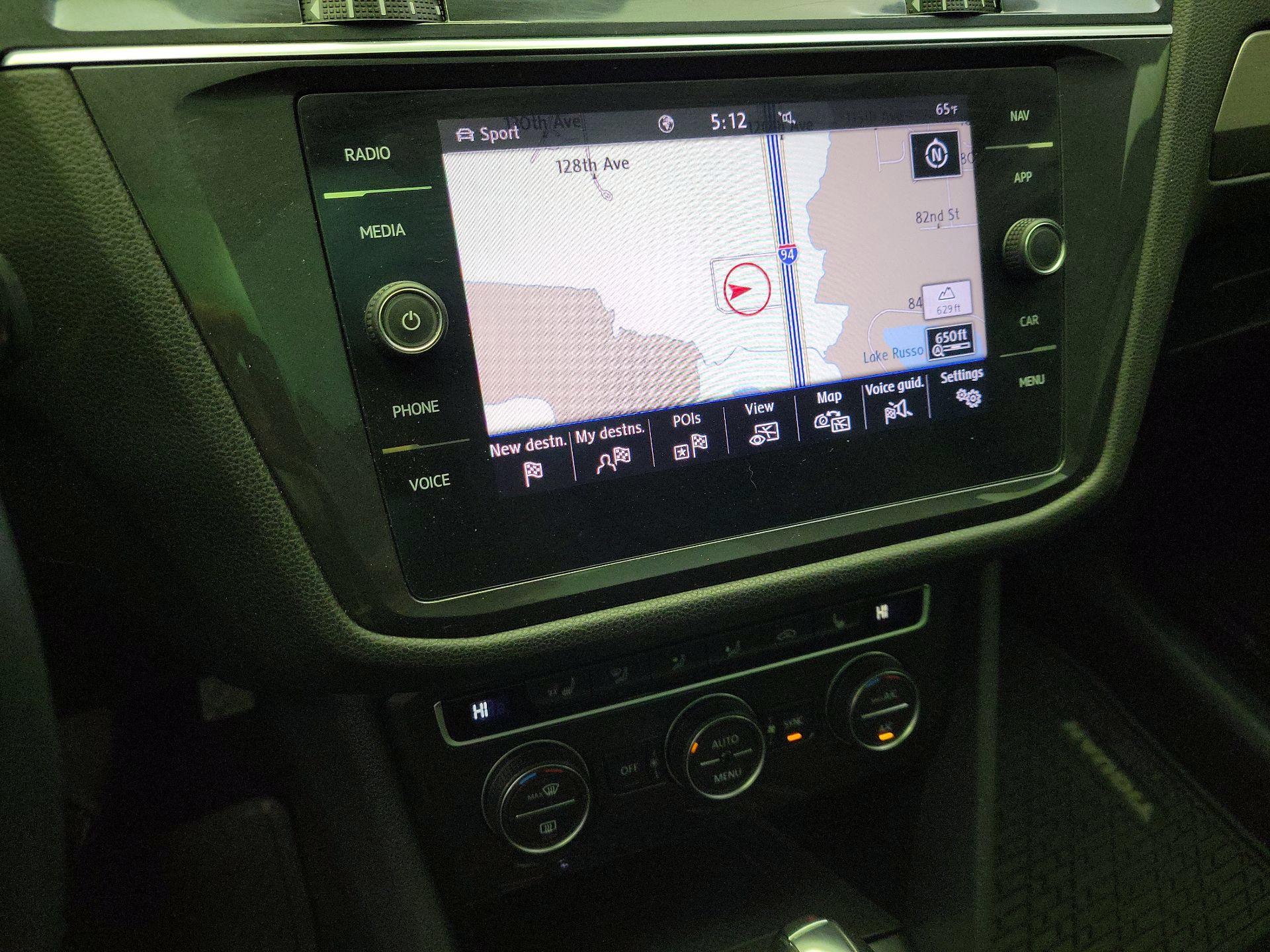 Thumbnail: 2020 Volkswagen Tiguan - 14