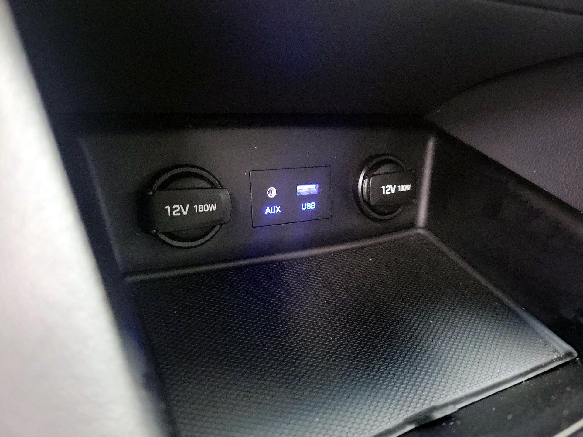 Thumbnail: 2018 Hyundai Ioniq - 18