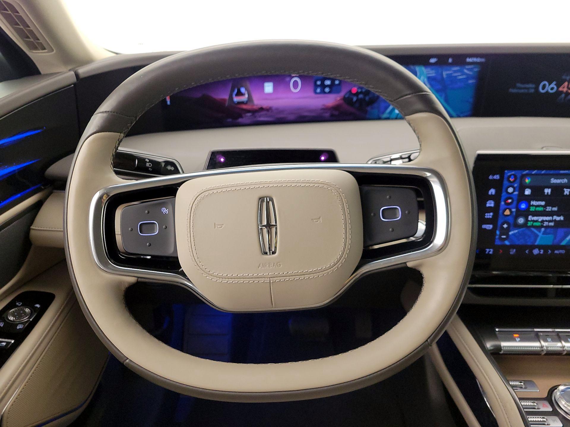 Thumbnail: 2024 Lincoln Nautilus - 10