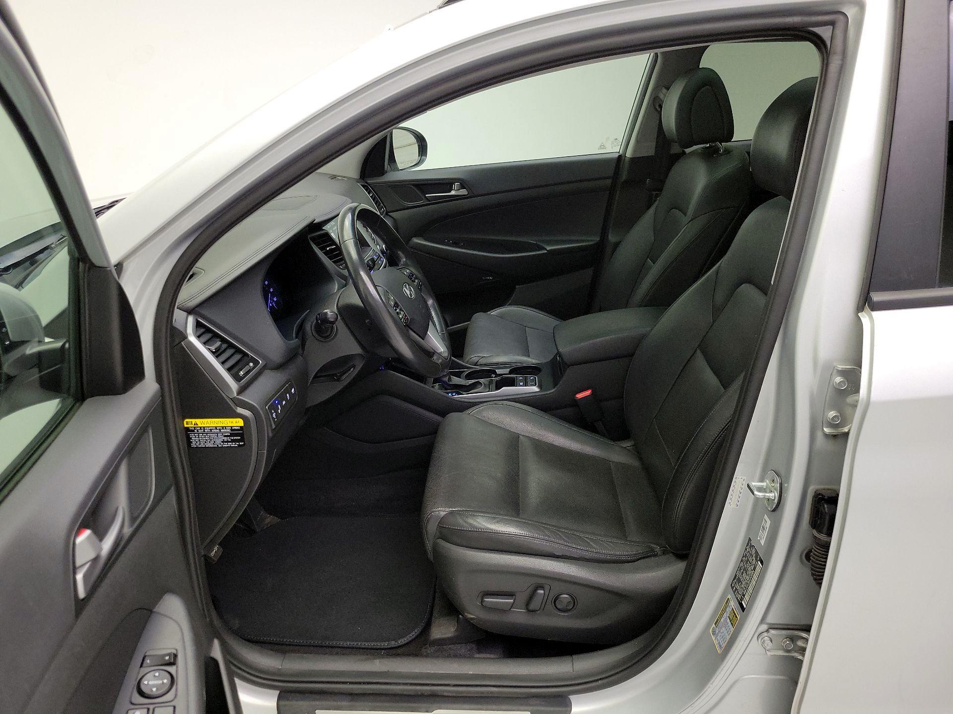 Thumbnail: 2017 Hyundai Tucson - 11