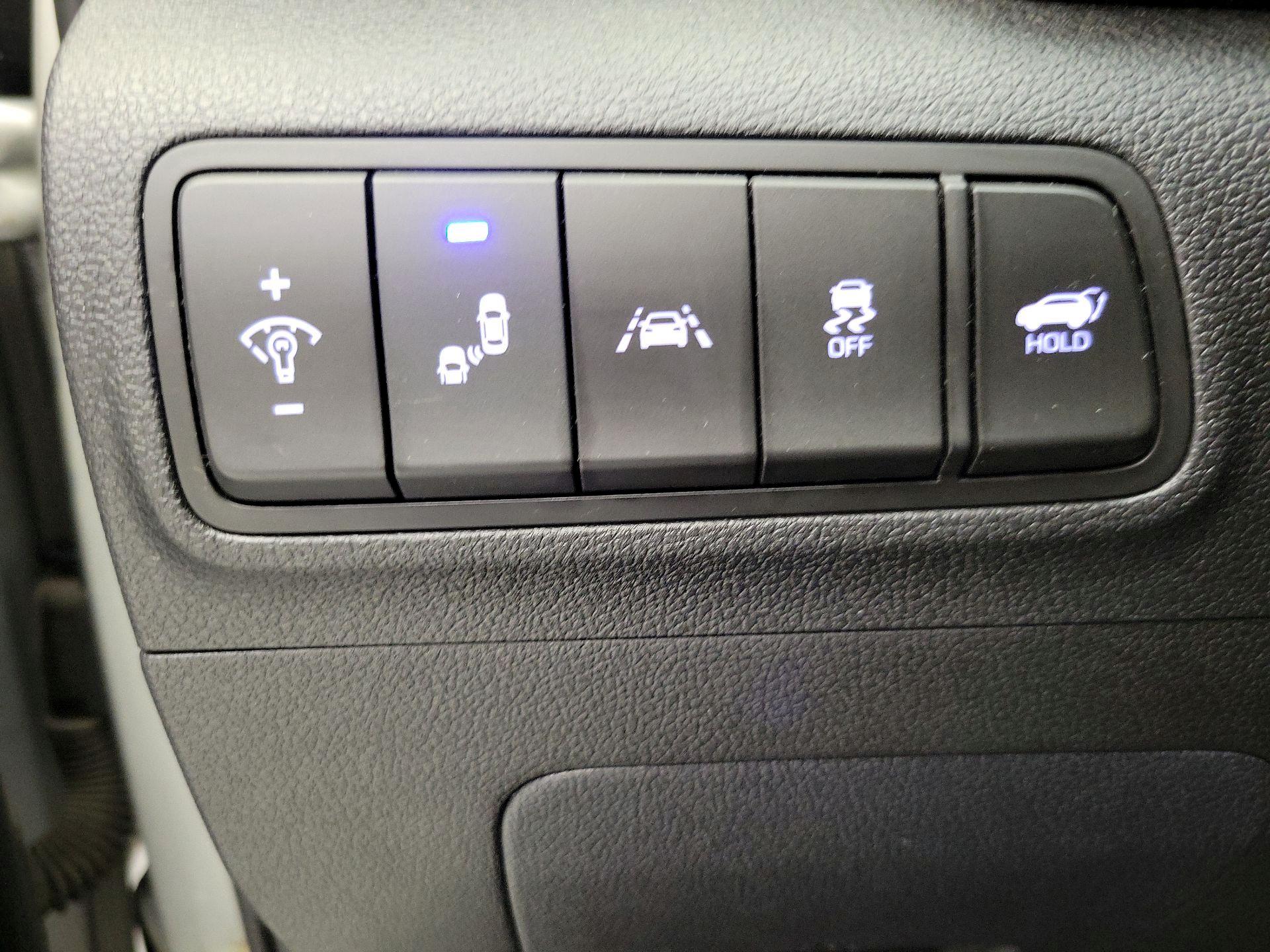 Thumbnail: 2017 Hyundai Tucson - 13