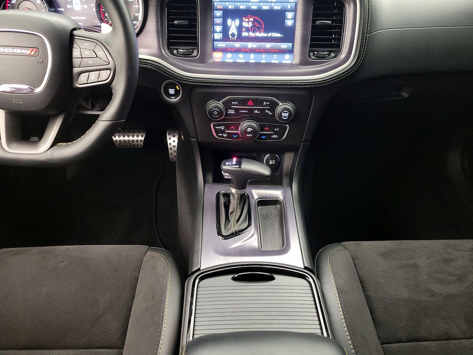 2023 Dodge Charger Scat Pack - Photo 18