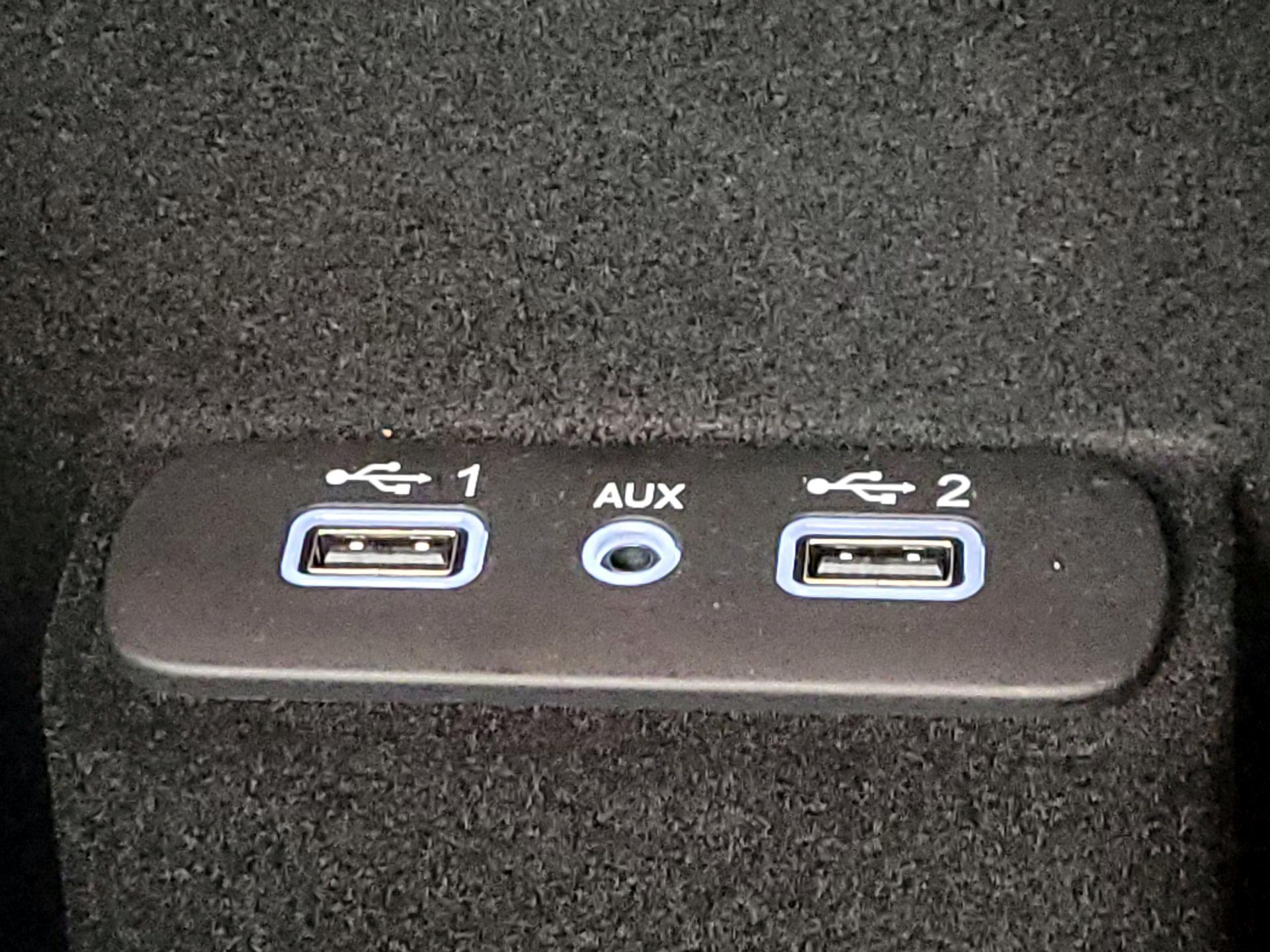 Thumbnail: 2023 Dodge Charger - 18