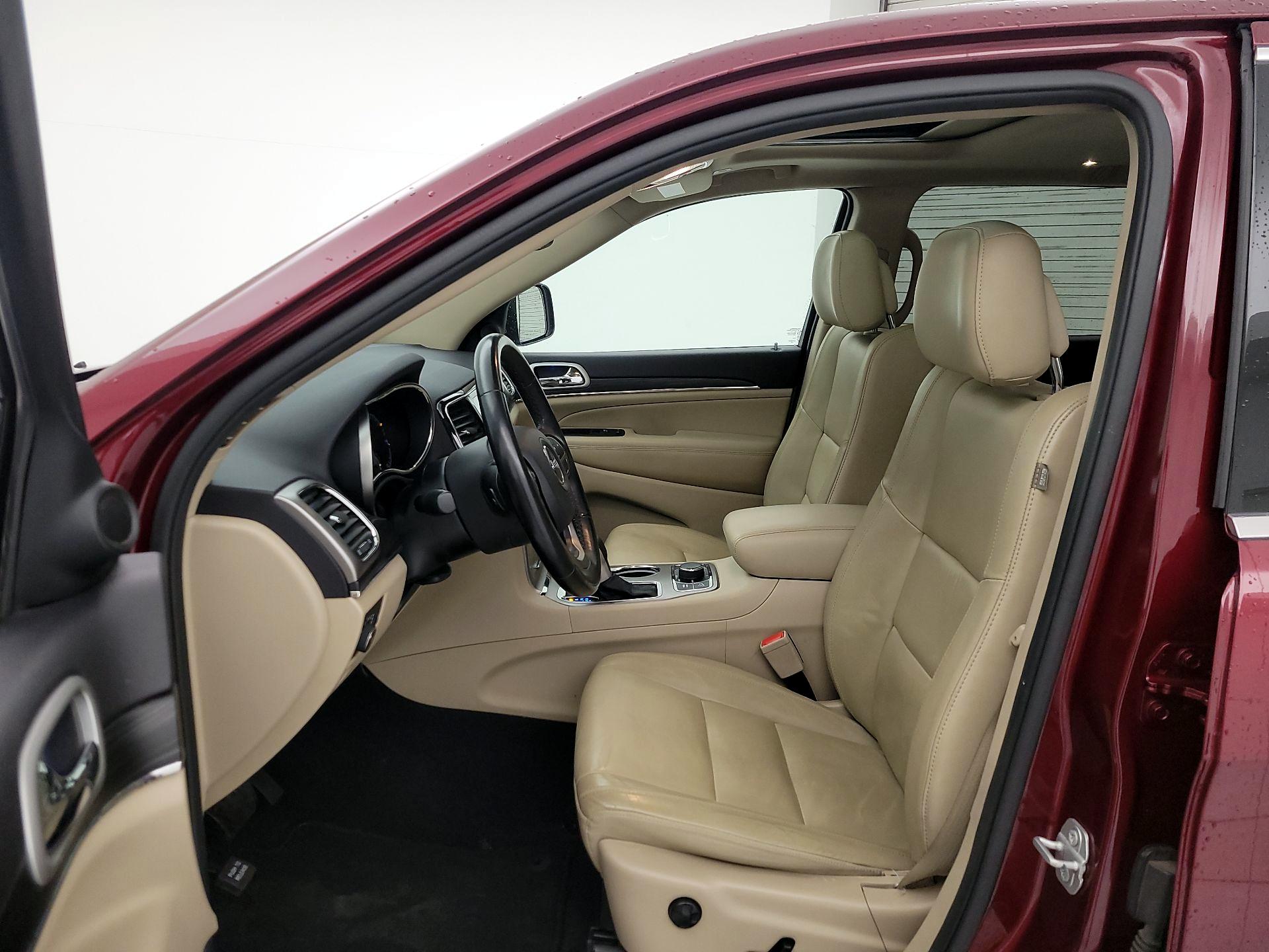 Thumbnail: 2019 Jeep Grand Cherokee - 11