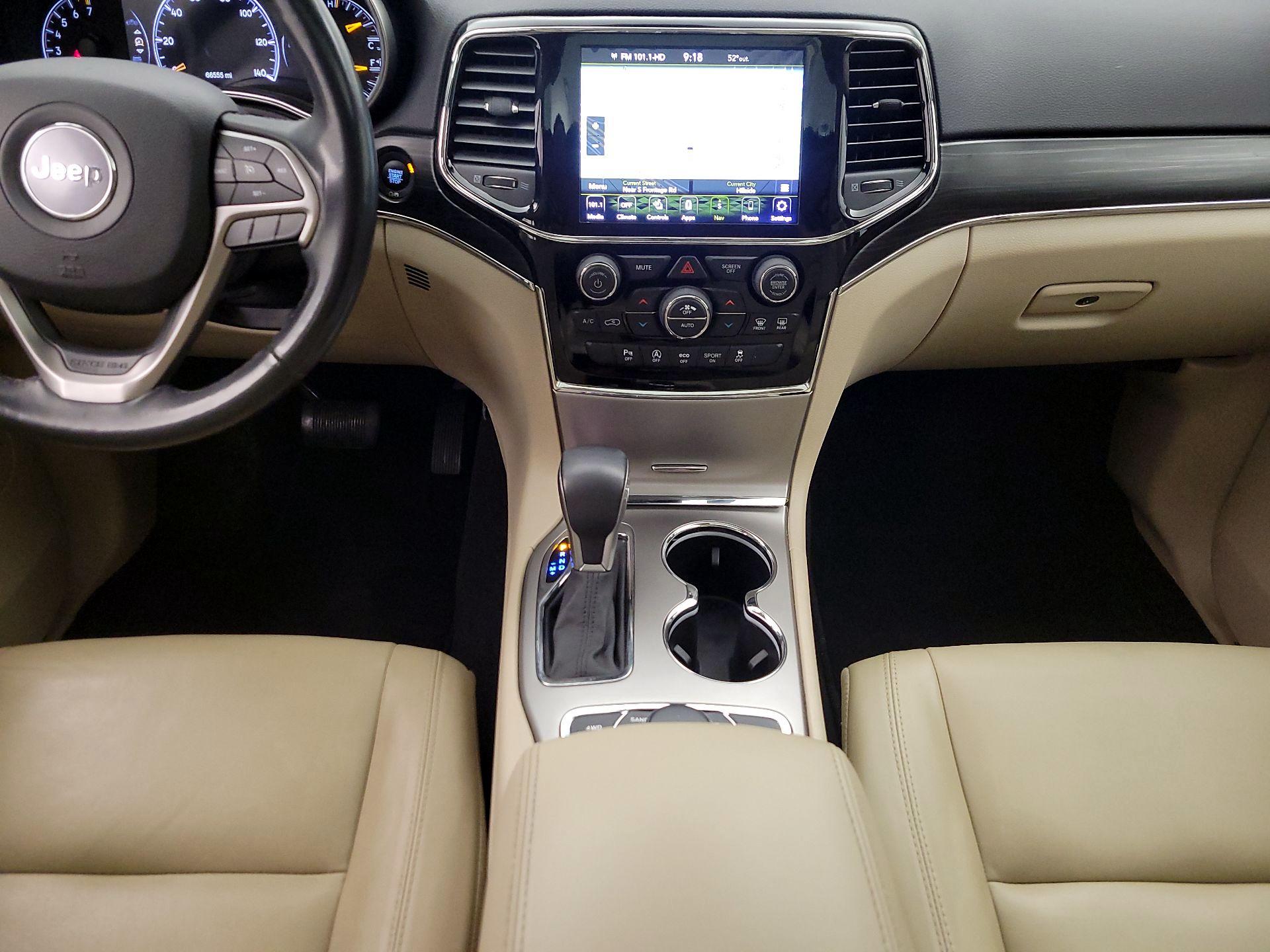 Thumbnail: 2019 Jeep Grand Cherokee - 18