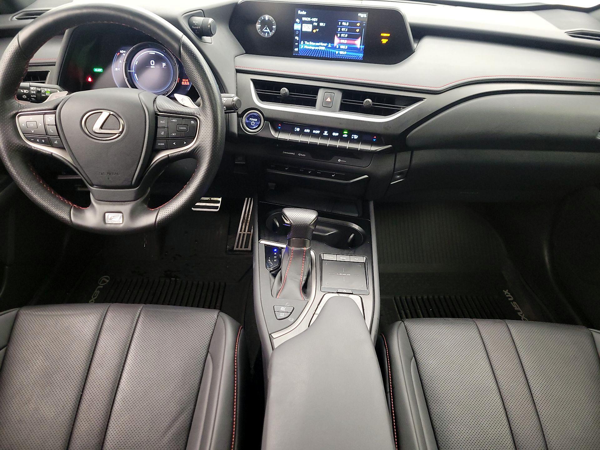 Thumbnail: 2020 Lexus UX - 17