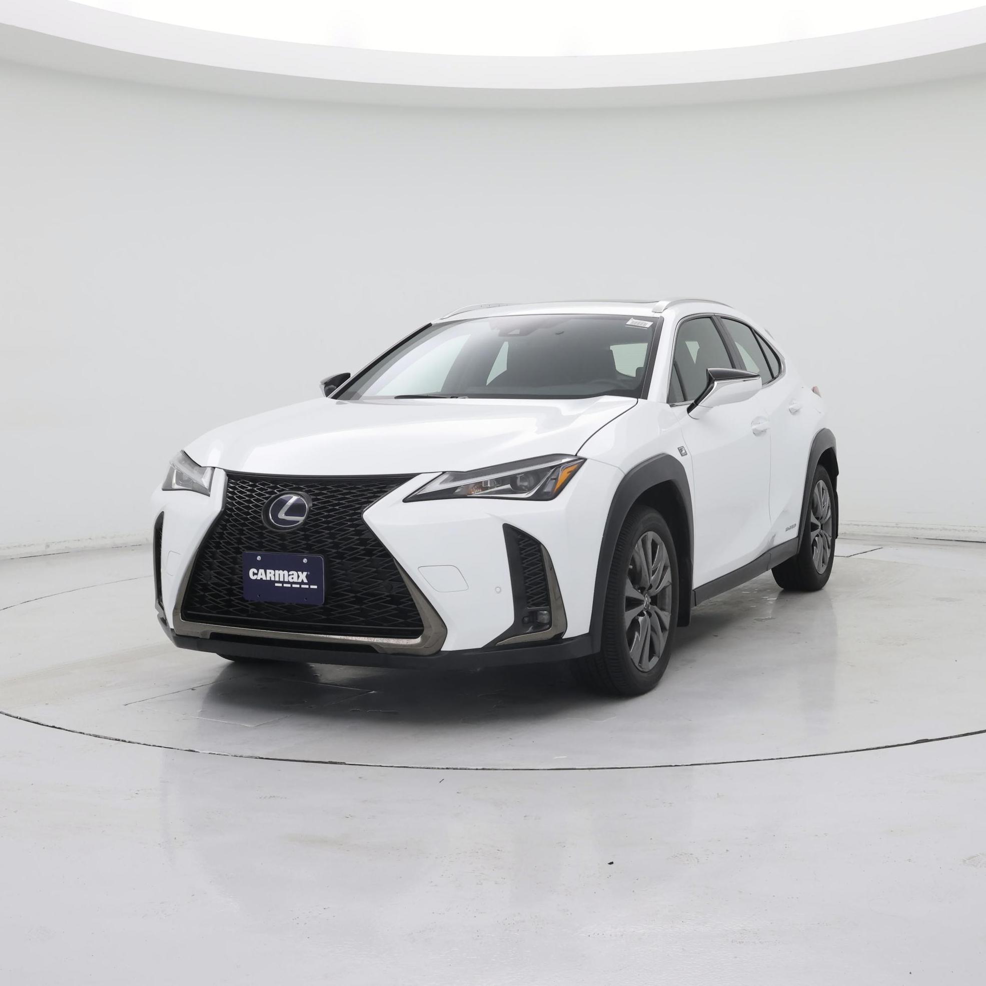 Thumbnail: 2020 Lexus UX - 4