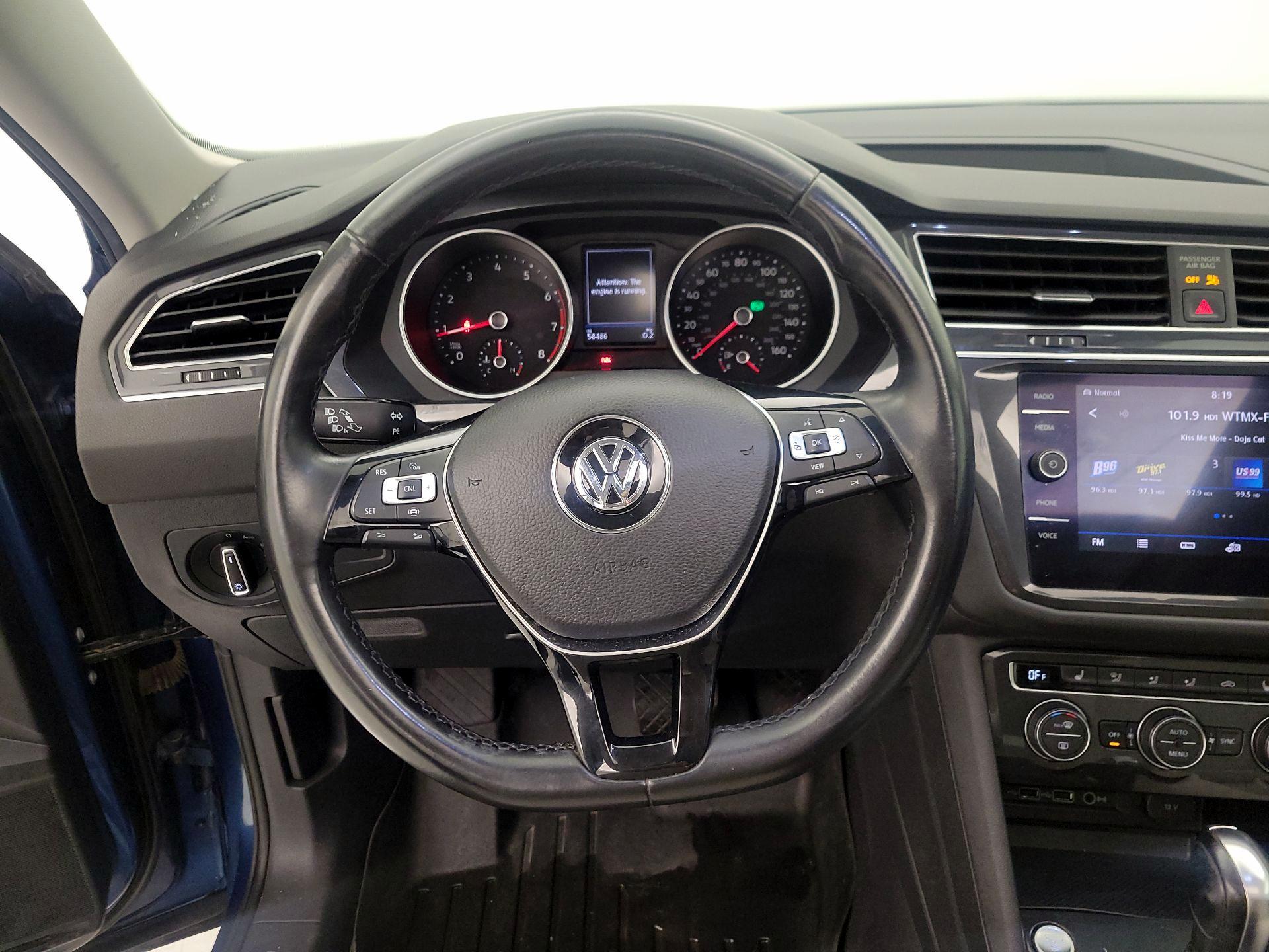 Thumbnail: 2019 Volkswagen Tiguan - 10