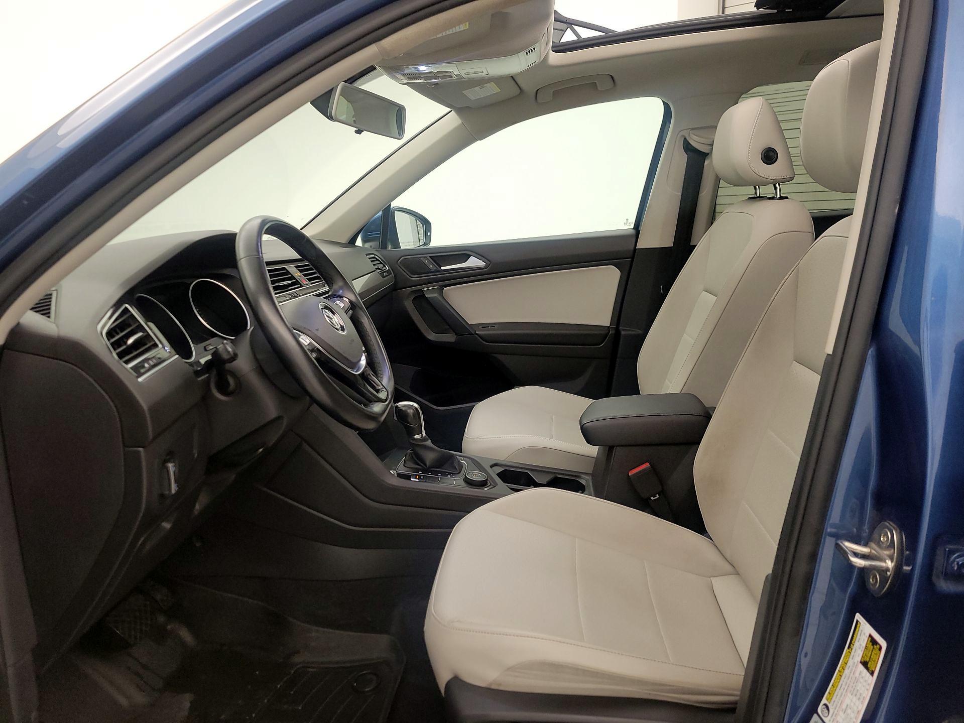 Thumbnail: 2019 Volkswagen Tiguan - 11