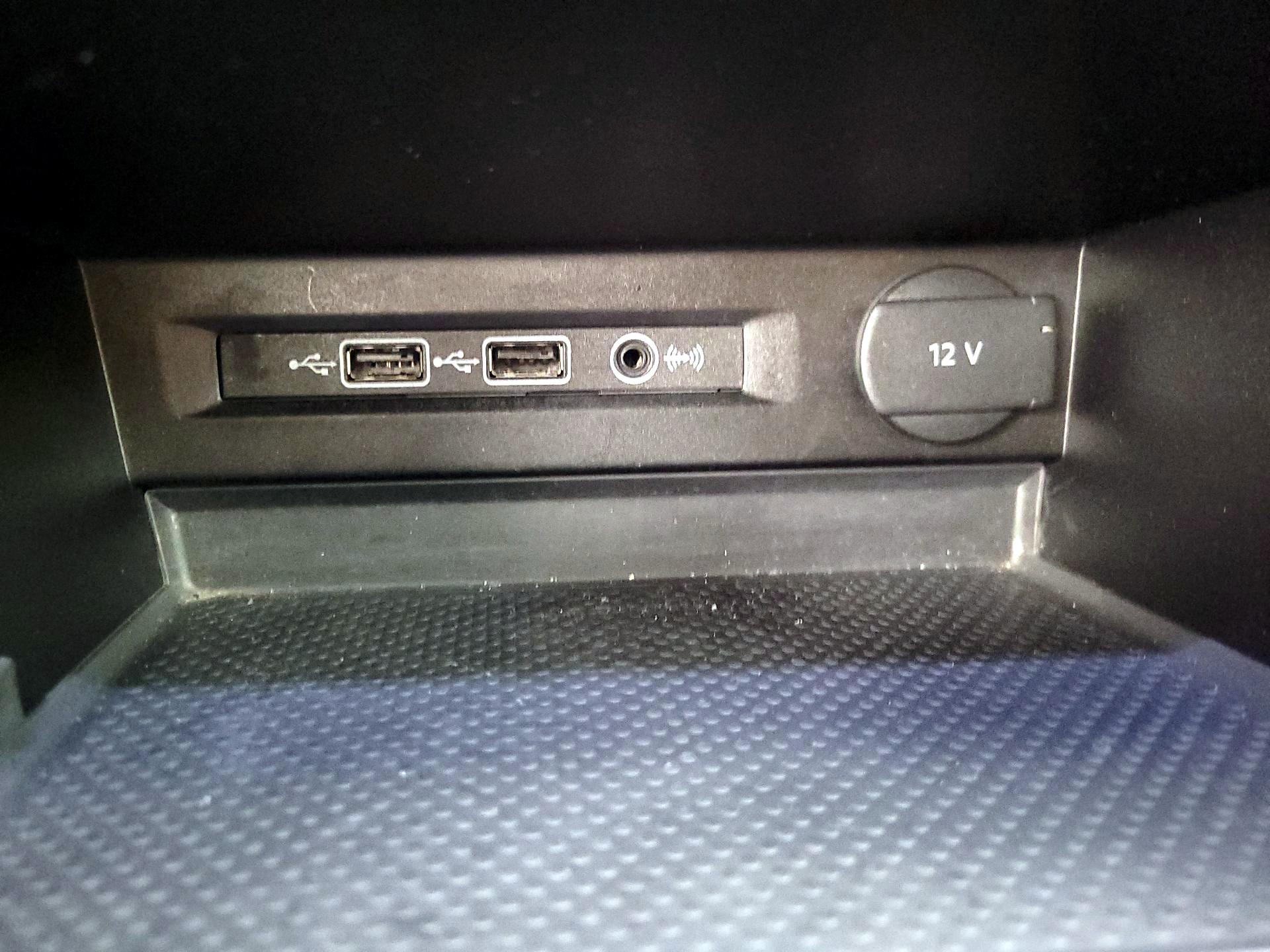 Thumbnail: 2019 Volkswagen Tiguan - 18