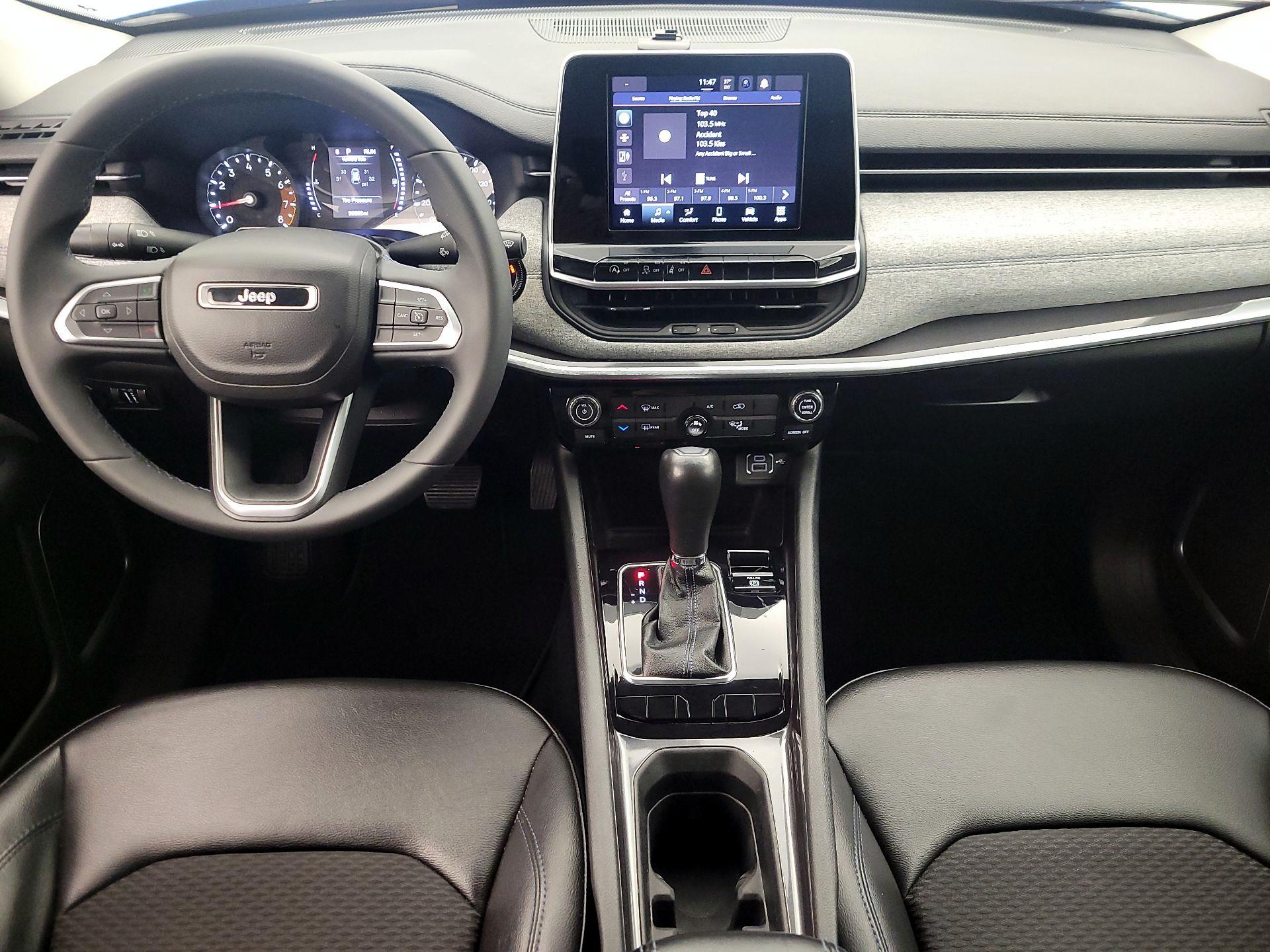 Thumbnail: 2022 Jeep Compass - 9