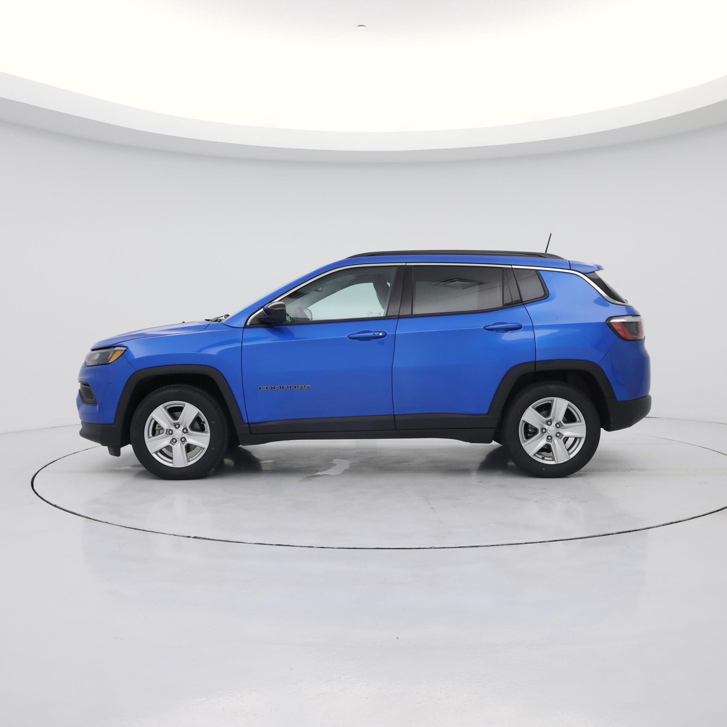 Thumbnail: 2022 Jeep Compass - 3