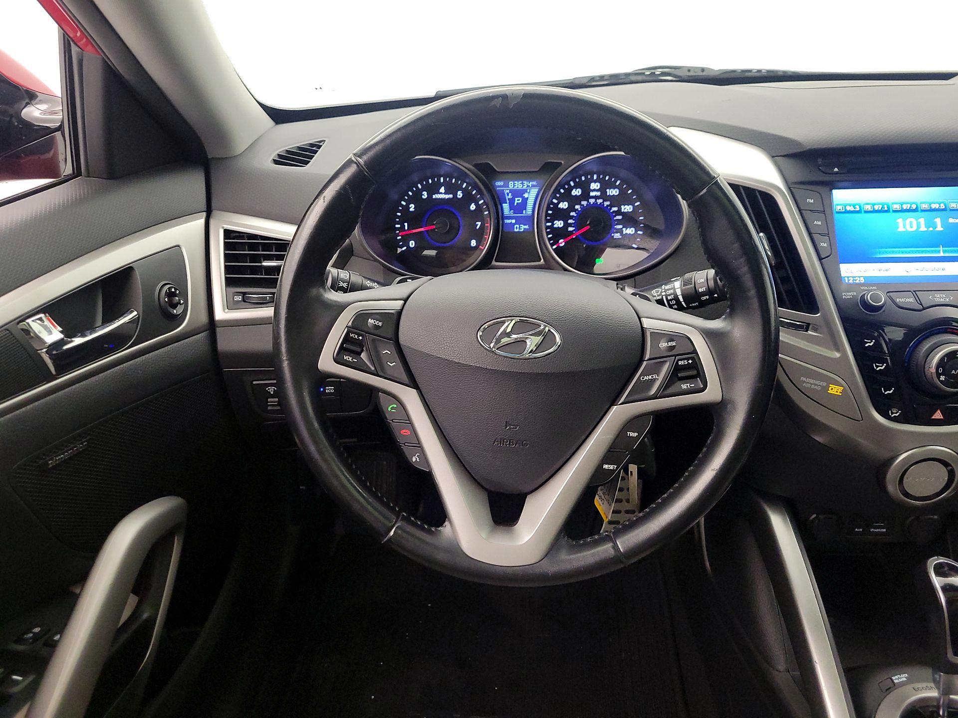 Thumbnail: 2014 Hyundai Veloster - 10