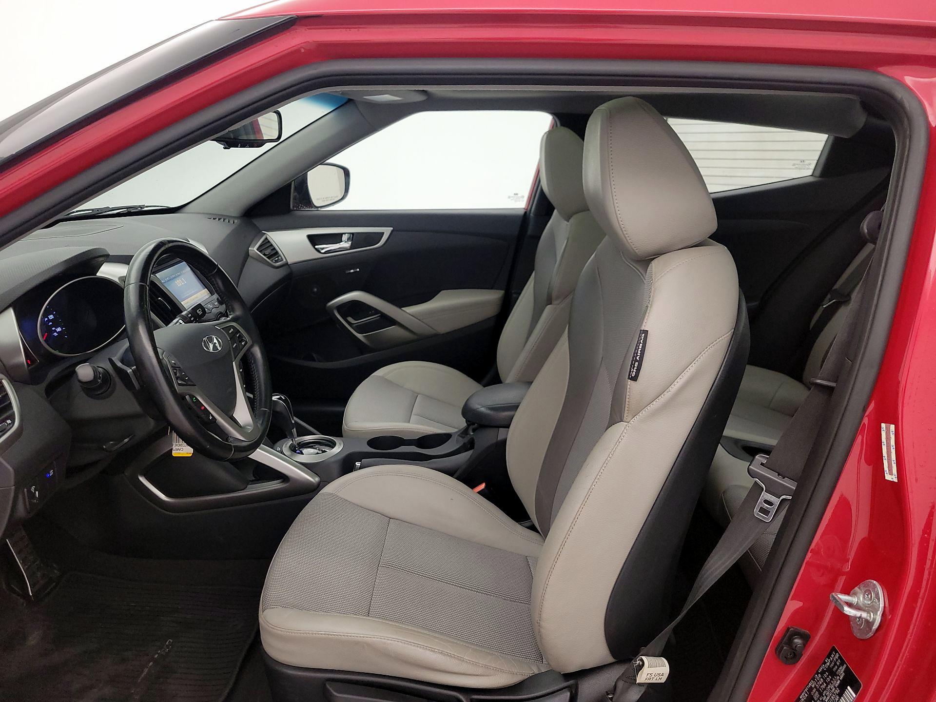 Thumbnail: 2014 Hyundai Veloster - 11