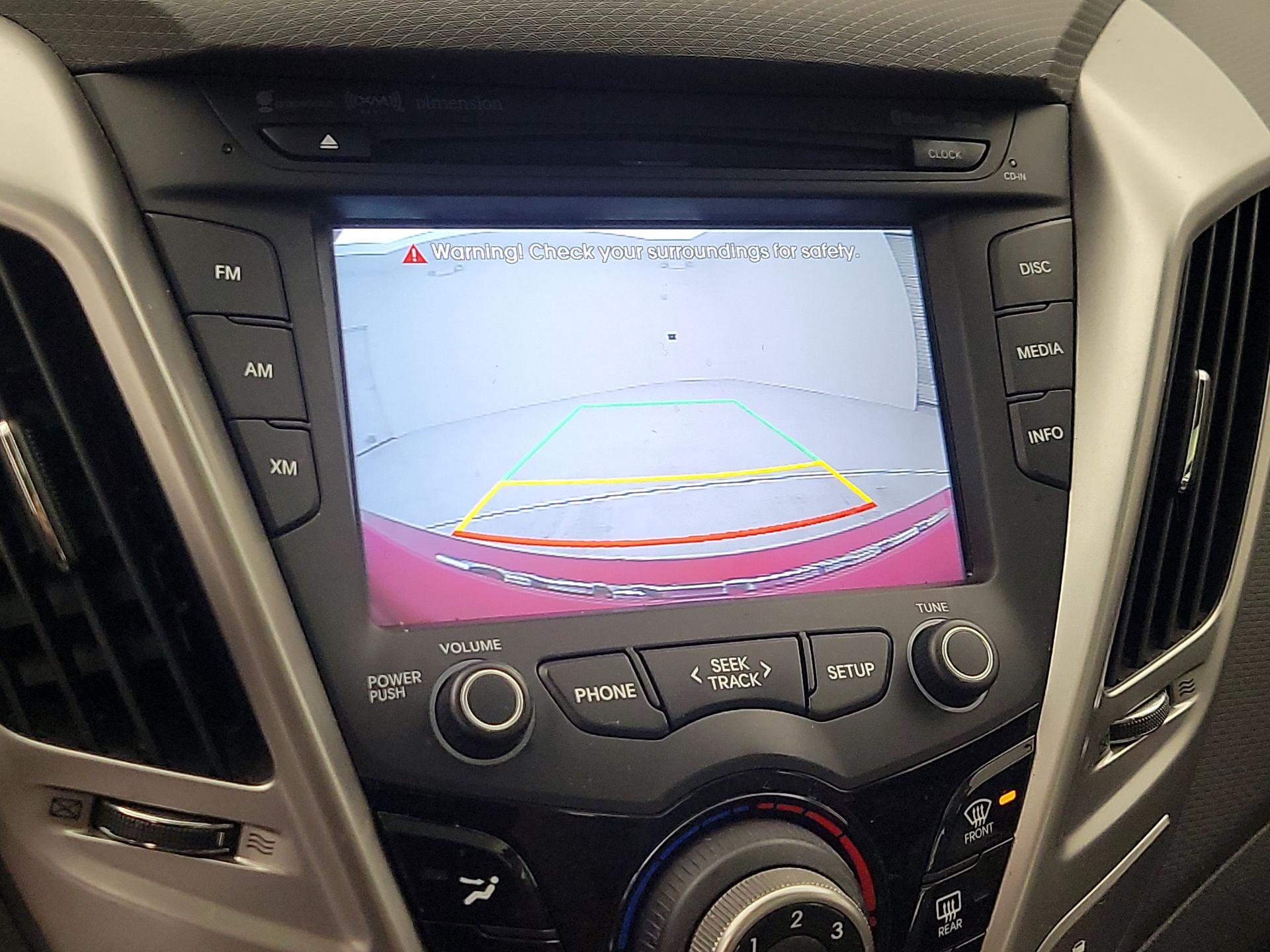 Thumbnail: 2014 Hyundai Veloster - 14