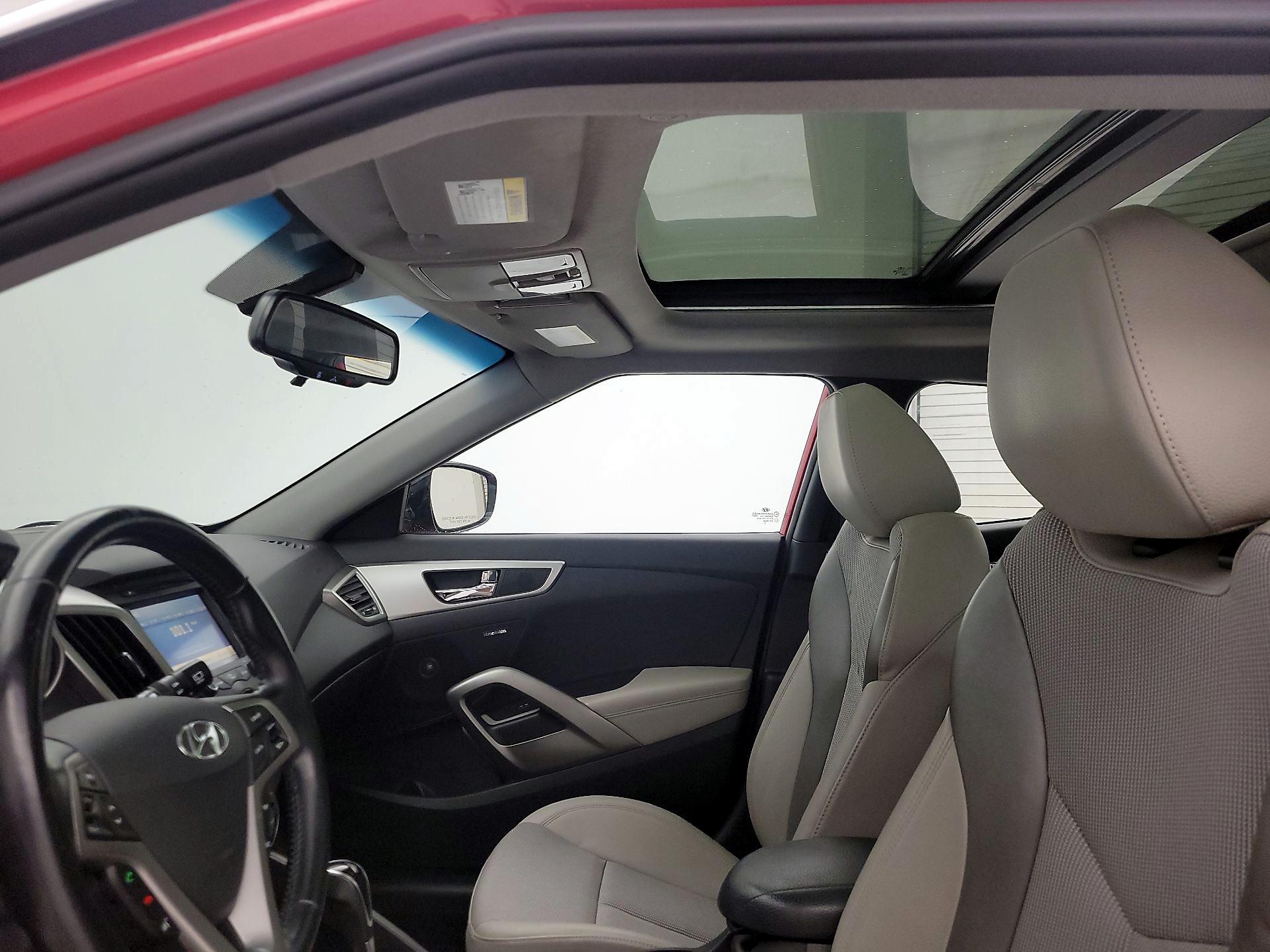 Thumbnail: 2014 Hyundai Veloster - 19