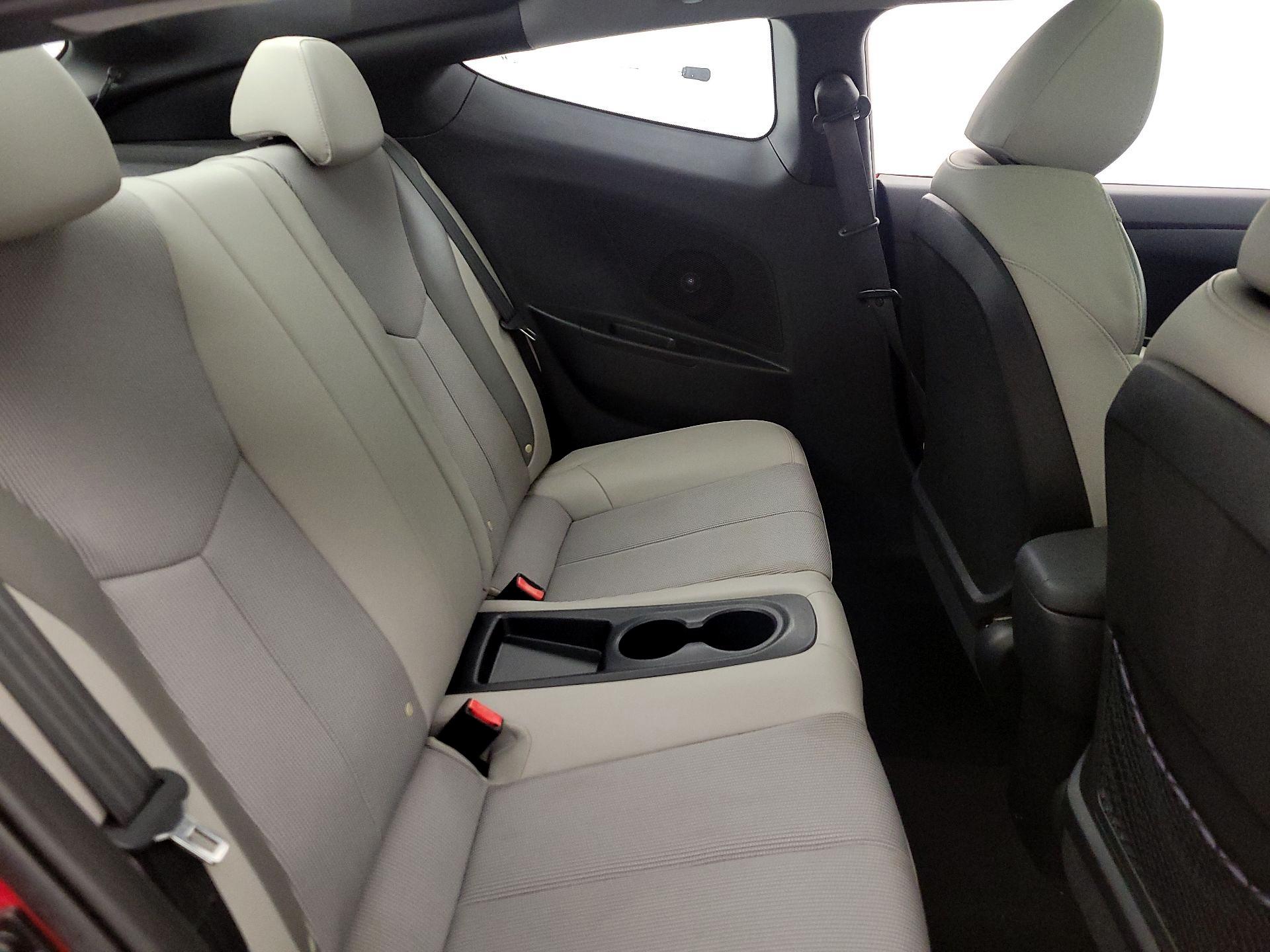 Thumbnail: 2014 Hyundai Veloster - 20