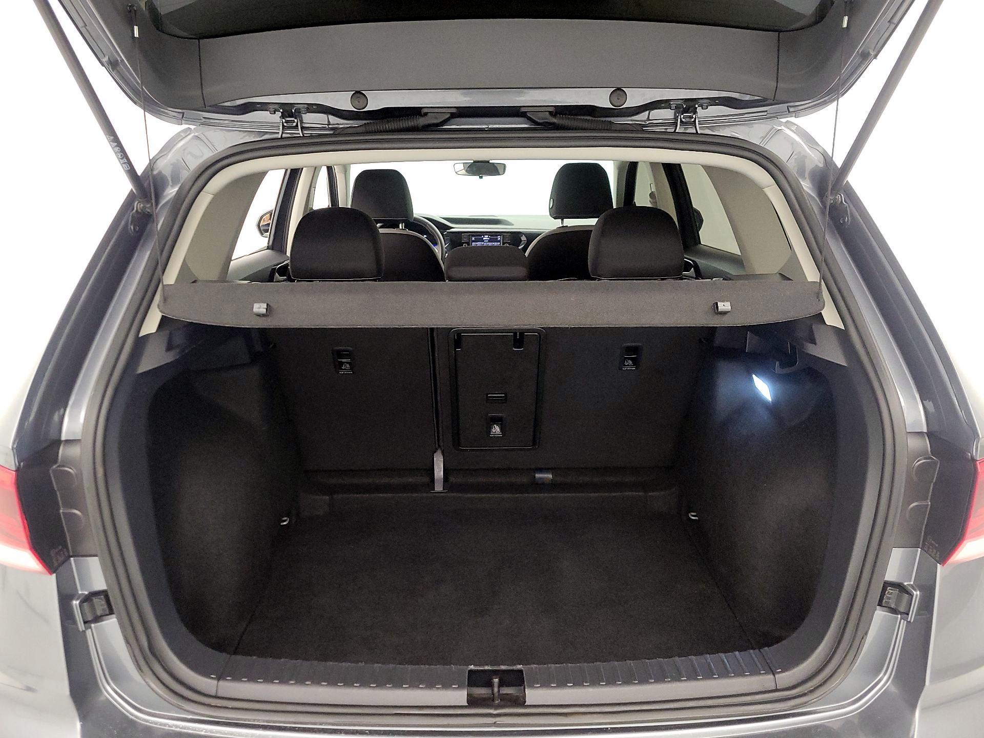 Thumbnail: 2024 Volkswagen Taos - 19