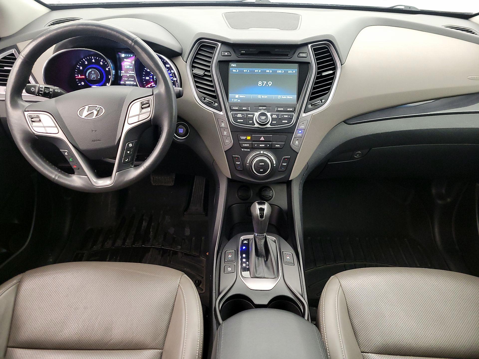 Thumbnail: 2016 Hyundai Santa Fe - 9