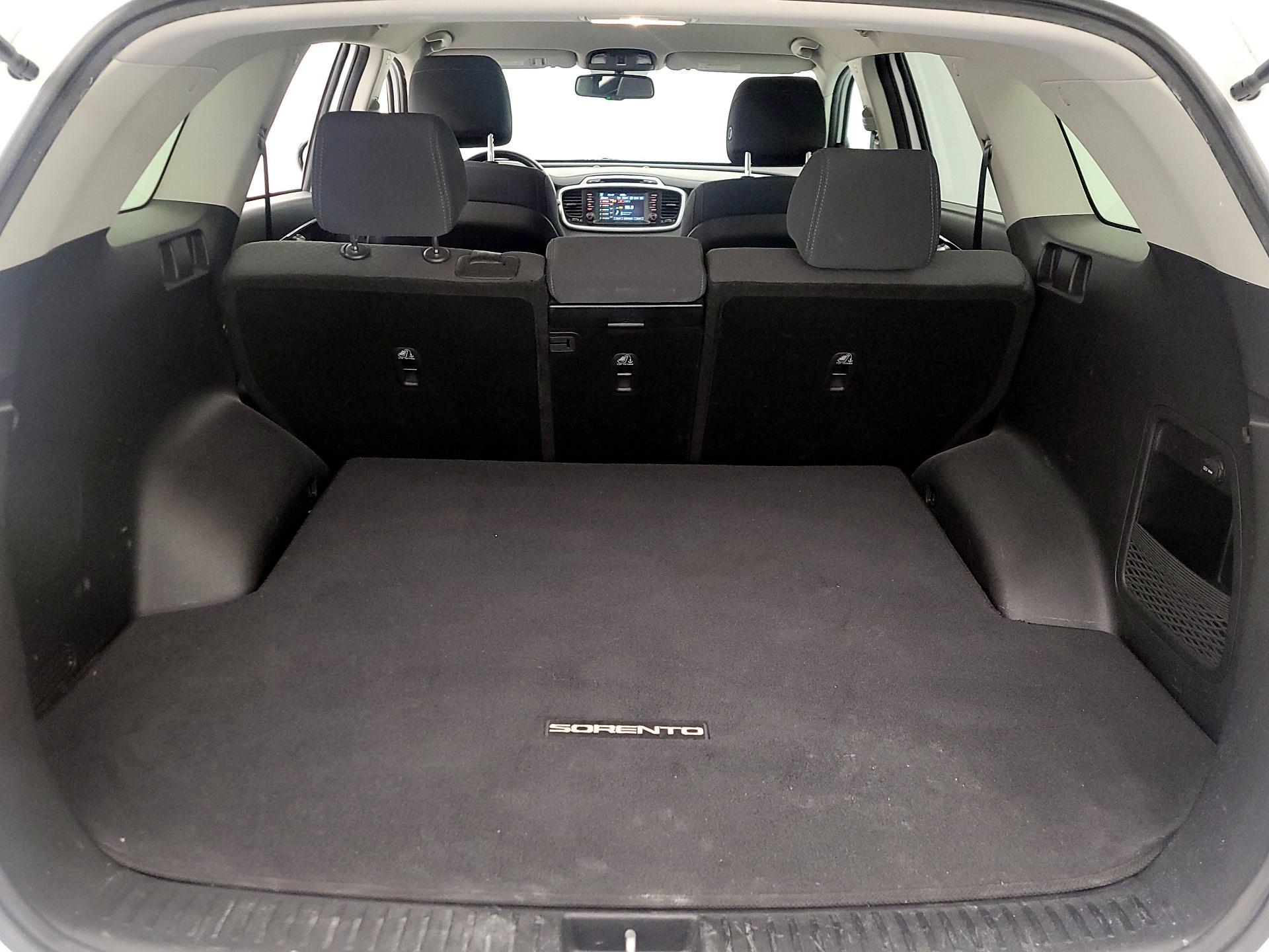 Thumbnail: 2017 Kia Sorento - 20