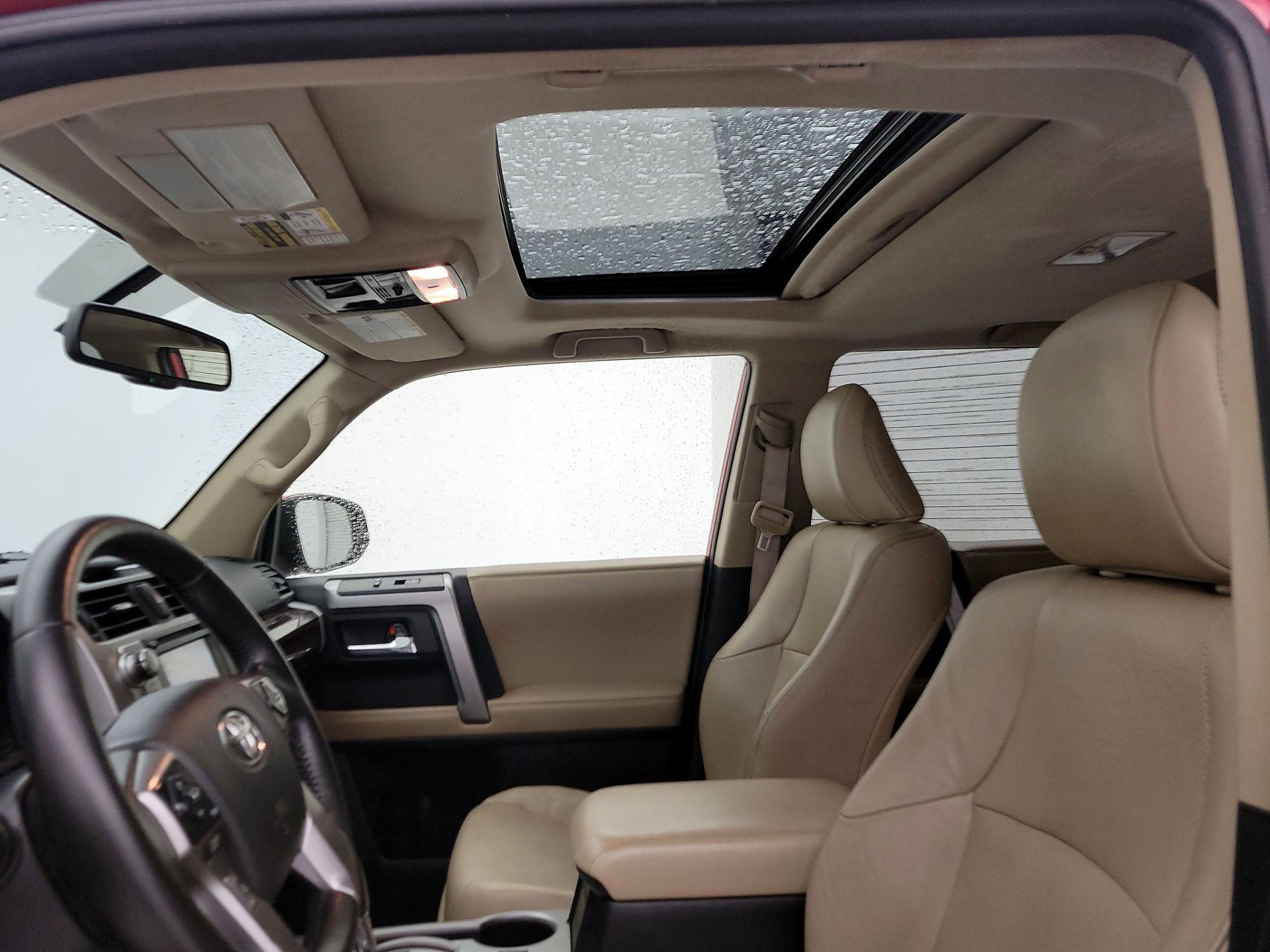 Thumbnail: 2015 Toyota 4Runner - 19