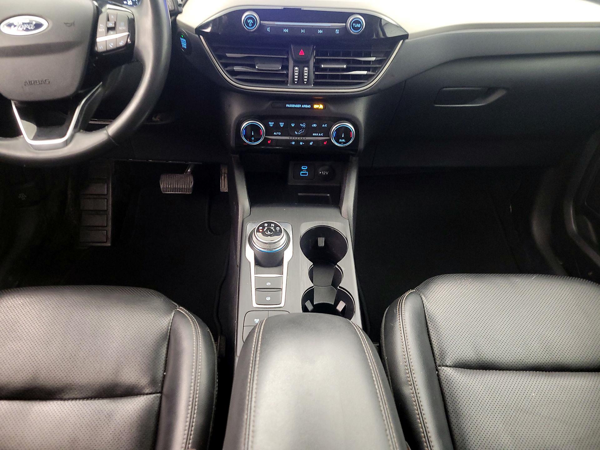 Thumbnail: 2022 Ford Escape - 17