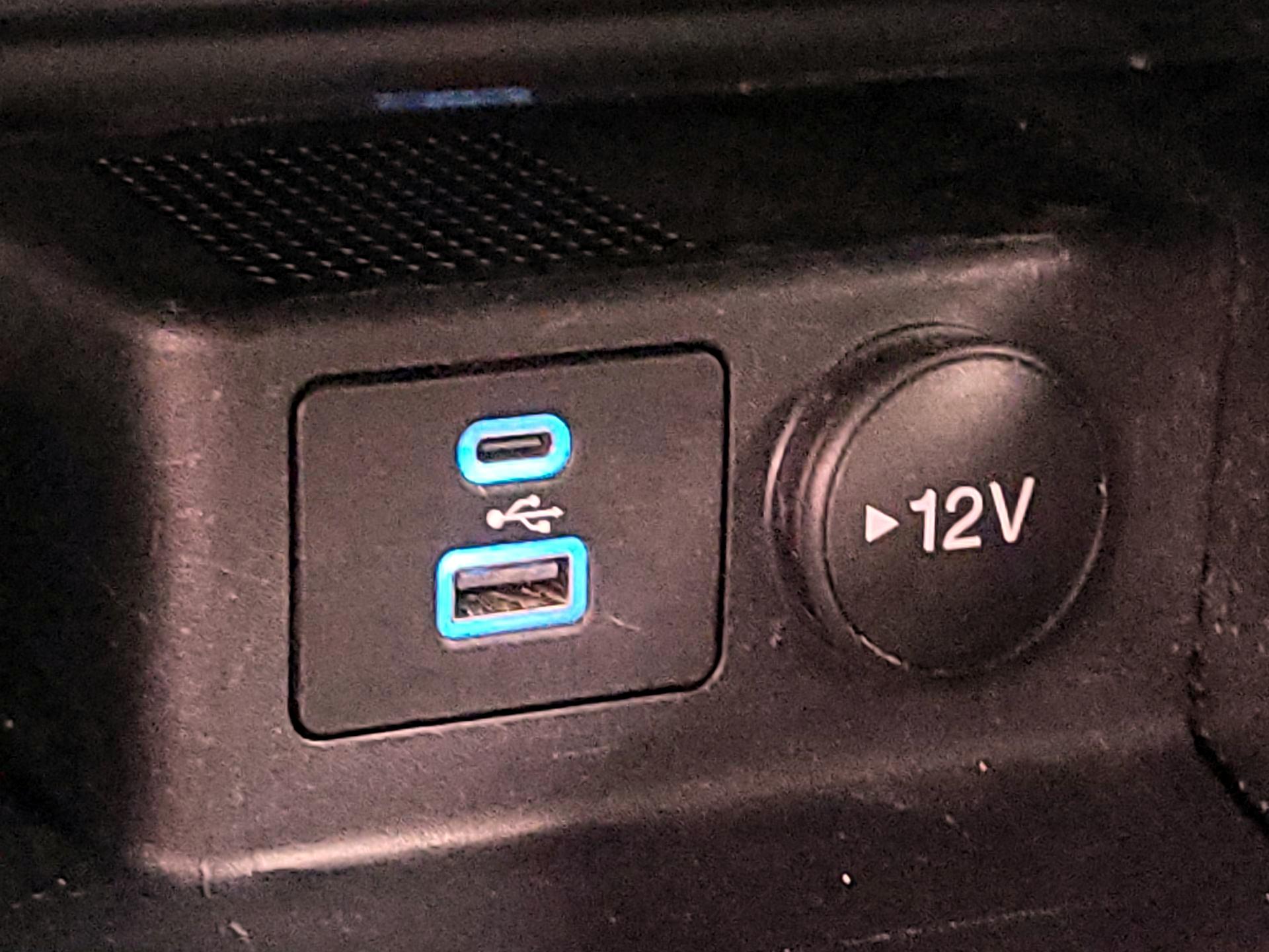 Thumbnail: 2022 Ford Escape - 18