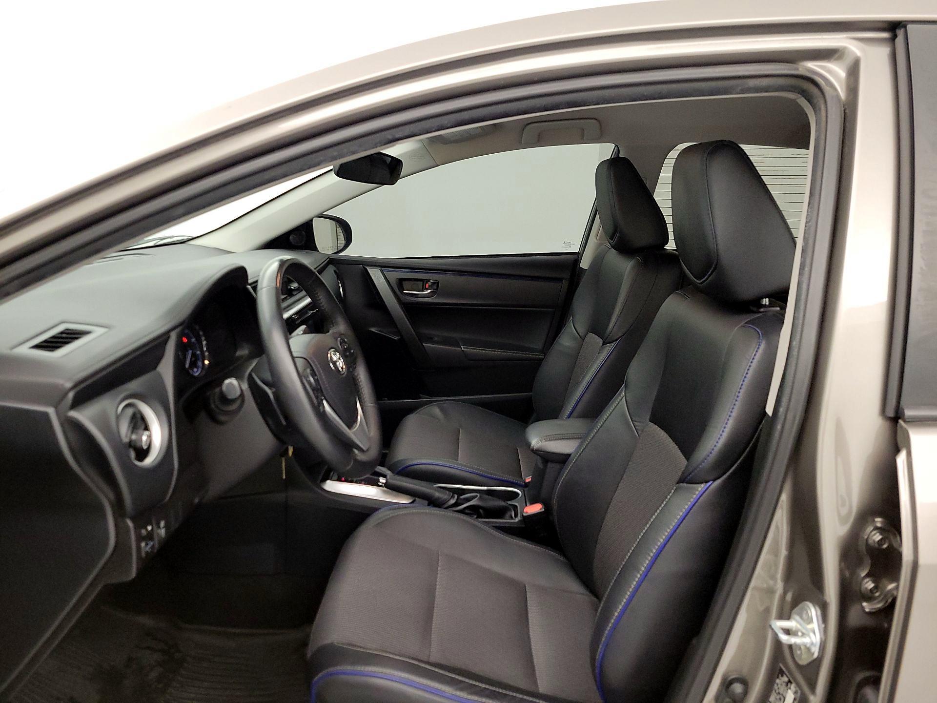 Thumbnail: 2017 Toyota Corolla - 11