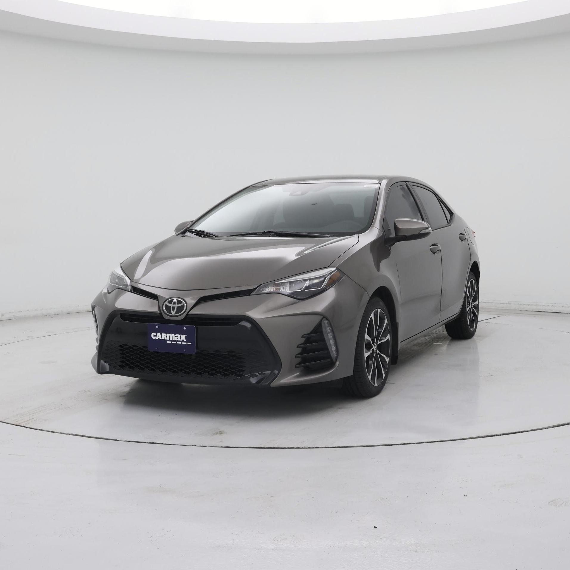 Thumbnail: 2017 Toyota Corolla - 4